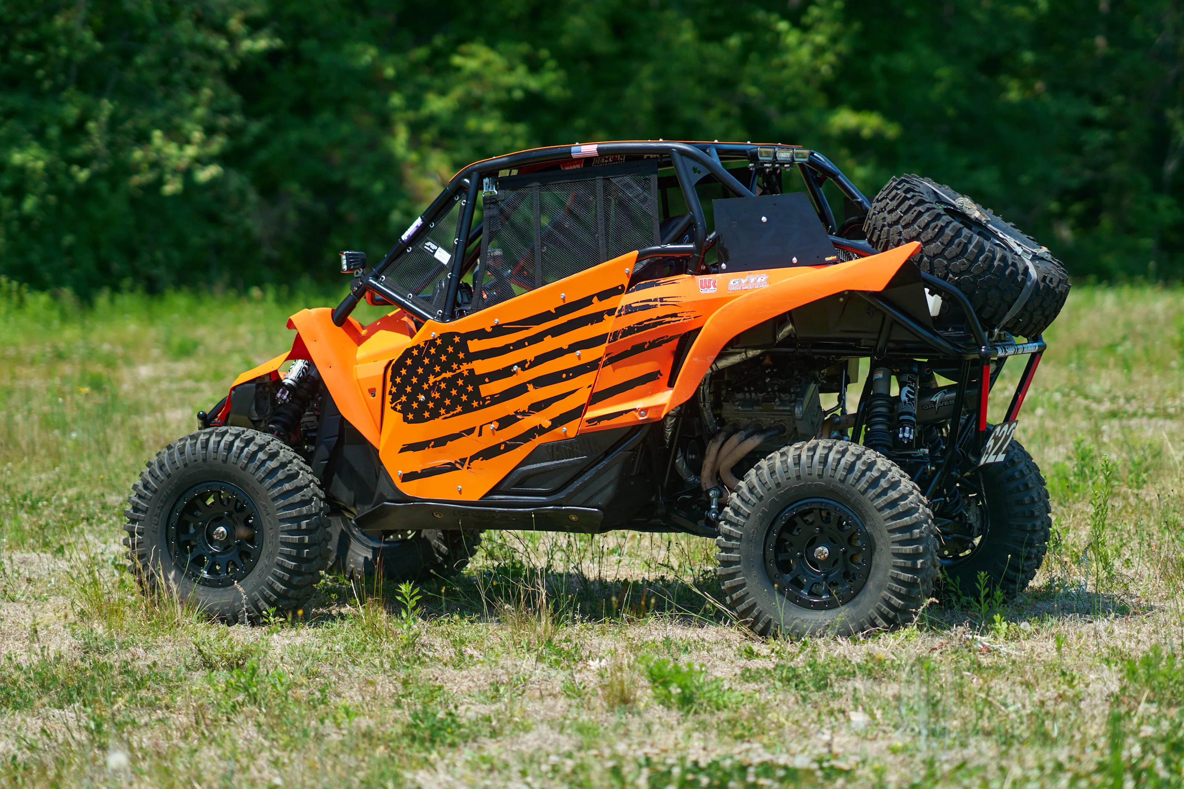 2016 Yamaha YXZ 1000R rear pasenger 3/4 steep rear driver 3/4 8
