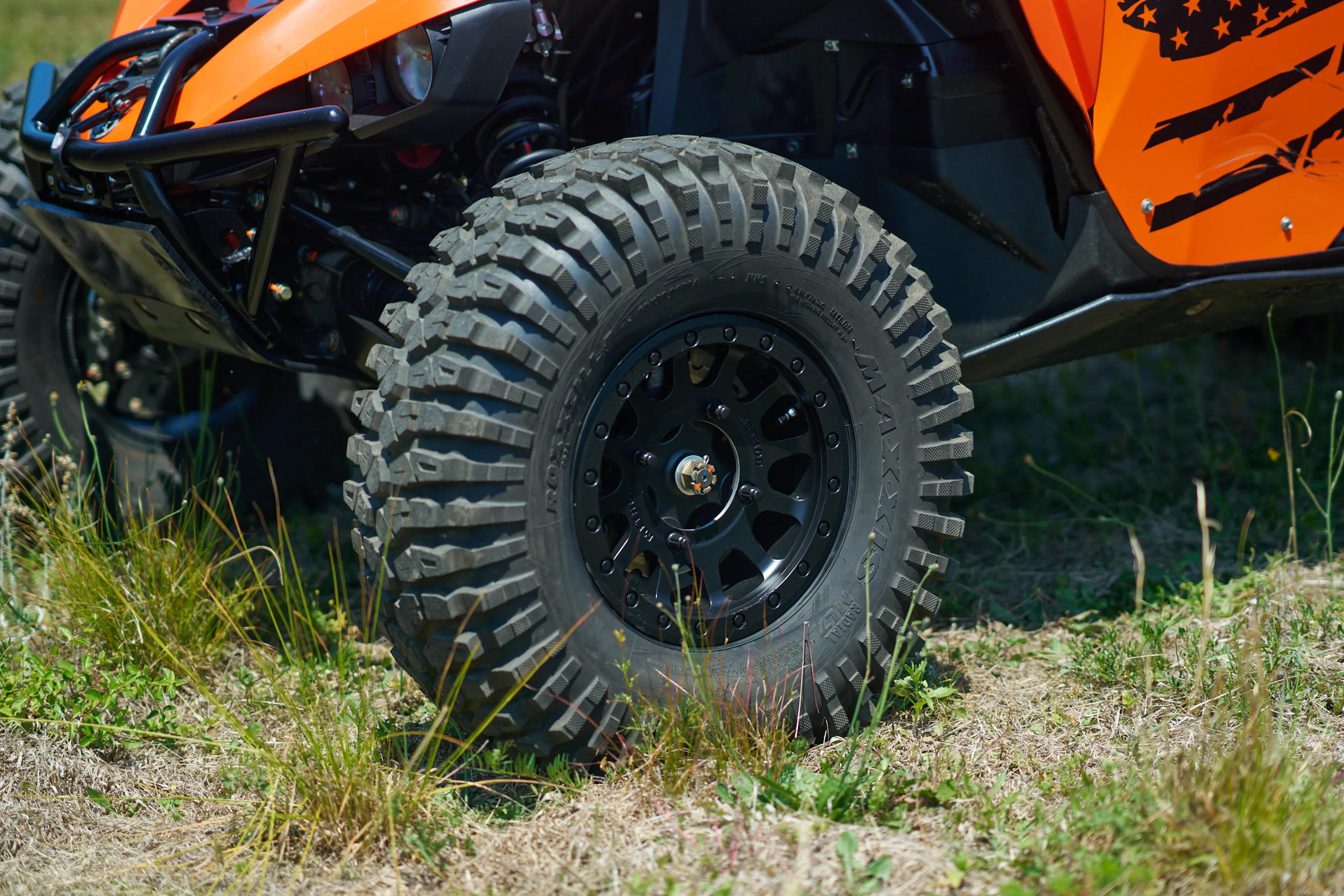 2016 Yamaha YXZ 1000R driver front tire 3