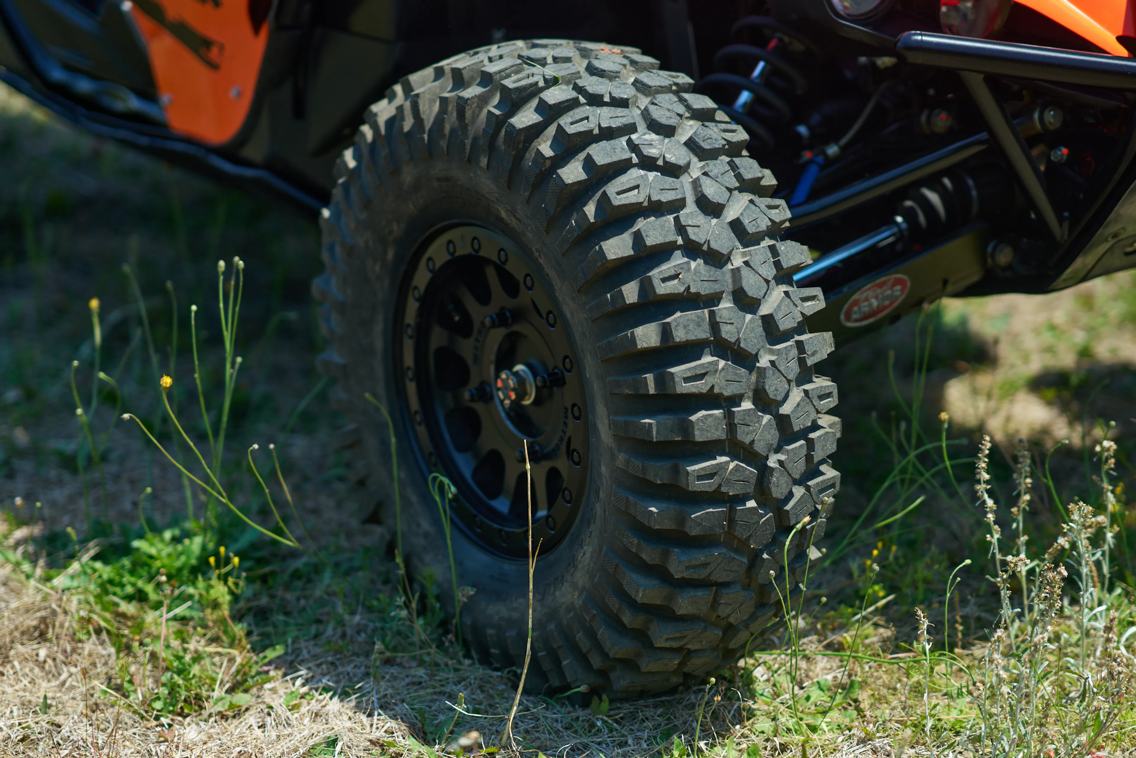 2016 Yamaha YXZ 1000R passenger front suspension