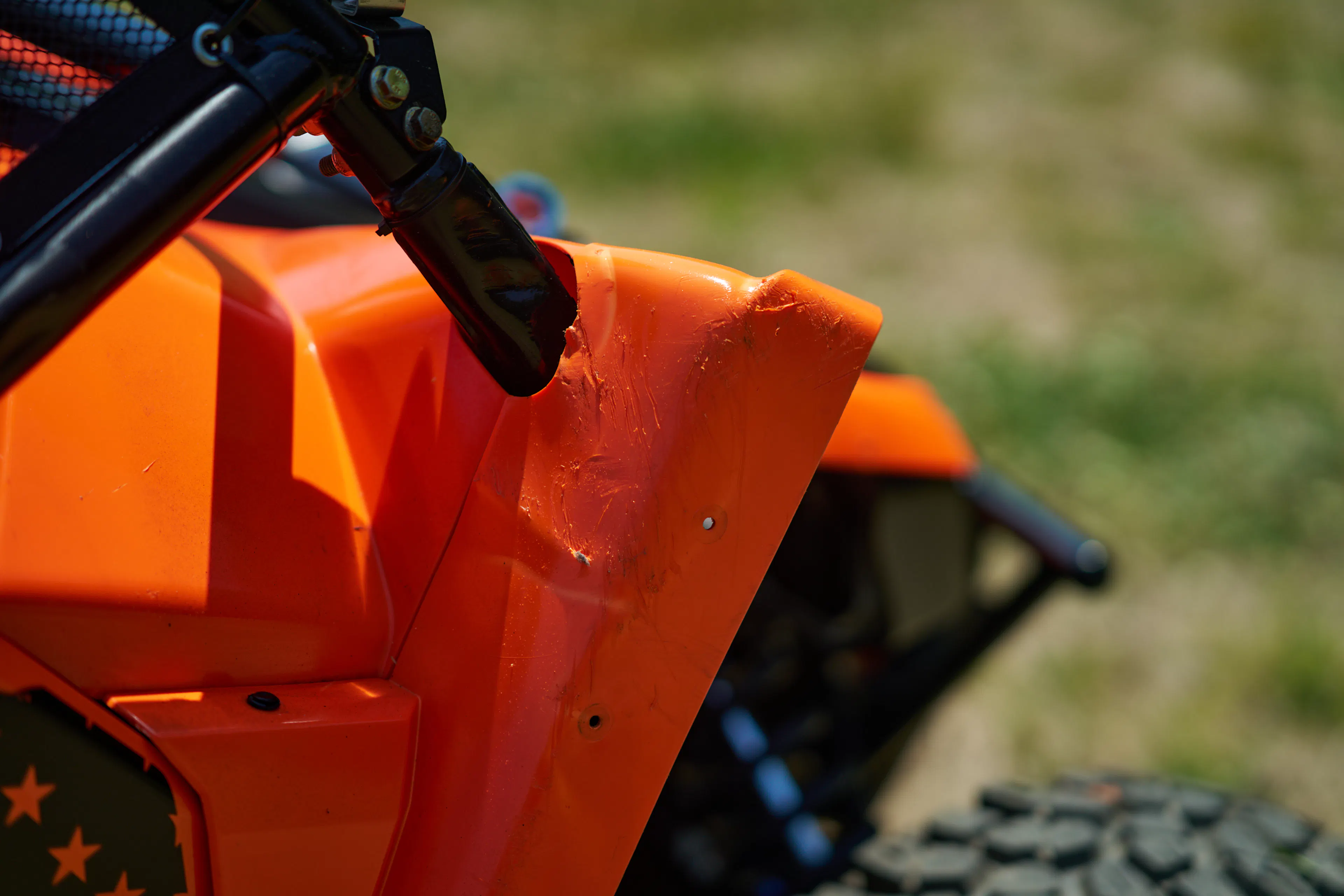 2016 Yamaha YXZ 1000R front fender/cage