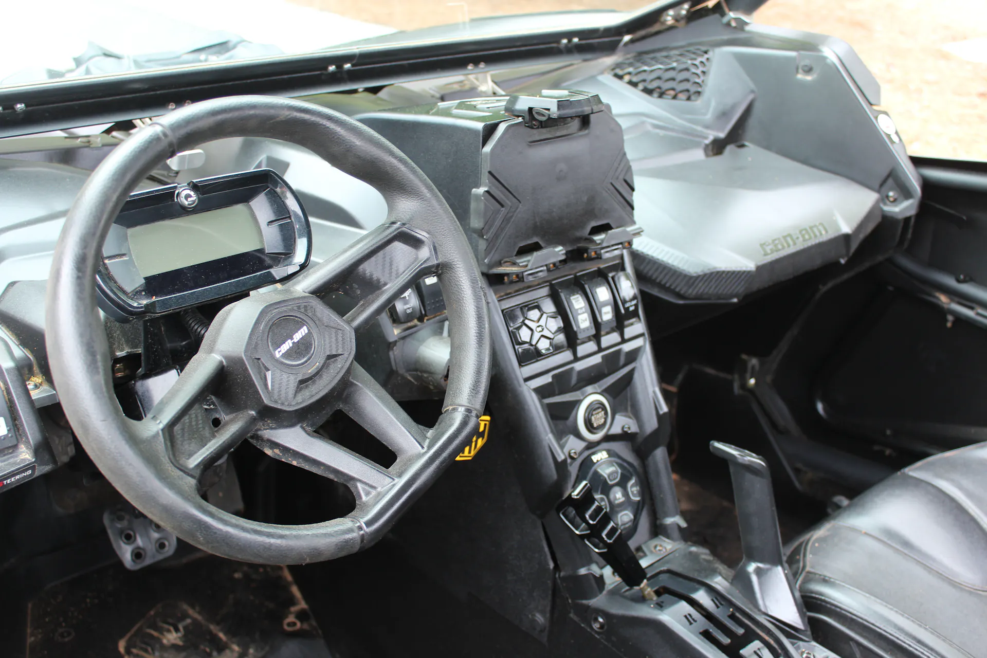 2021 Can-Am Maverick X3 RS Turbo R wheel close