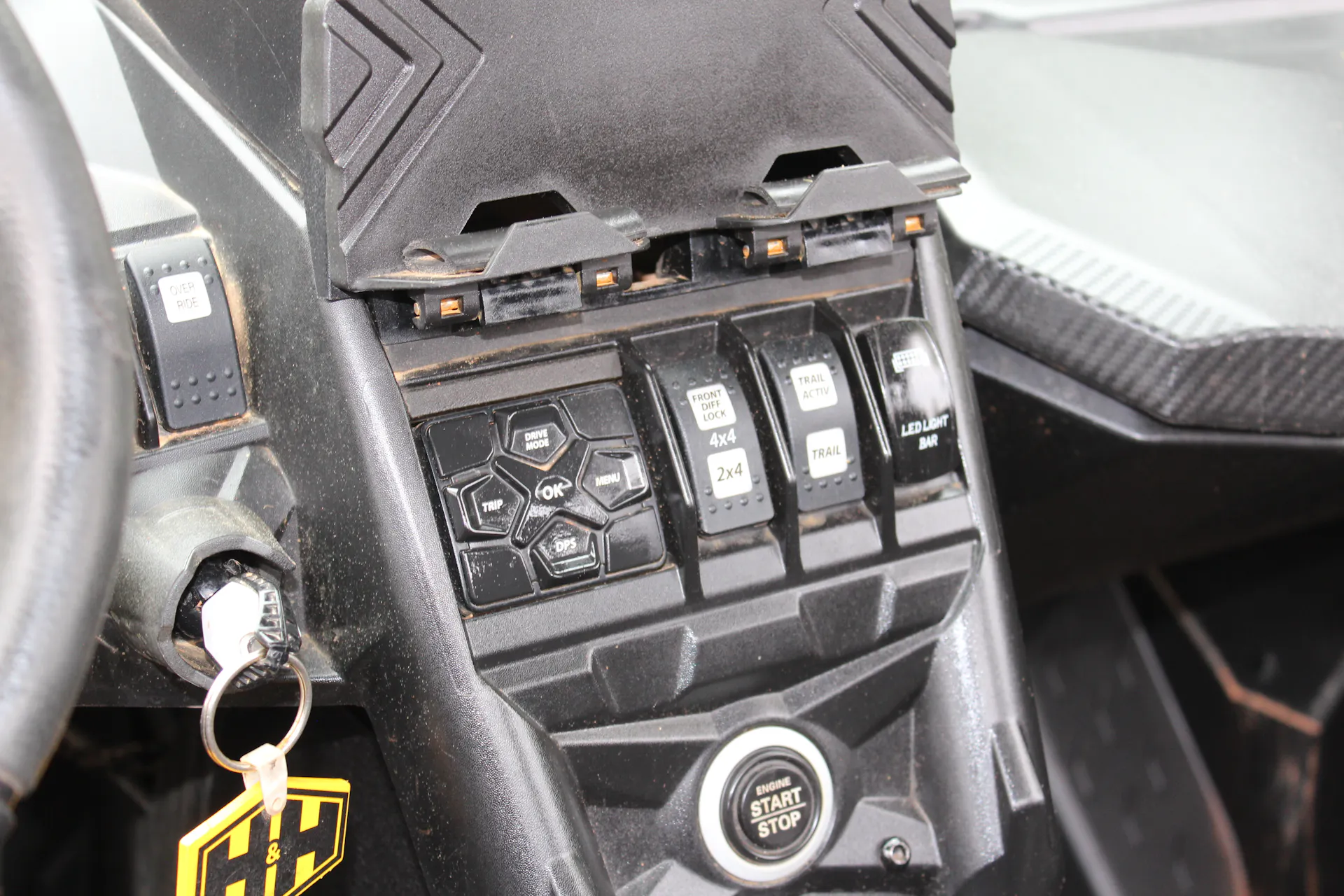 2021 Can-Am Maverick X3 RS Turbo R center stack switches 2