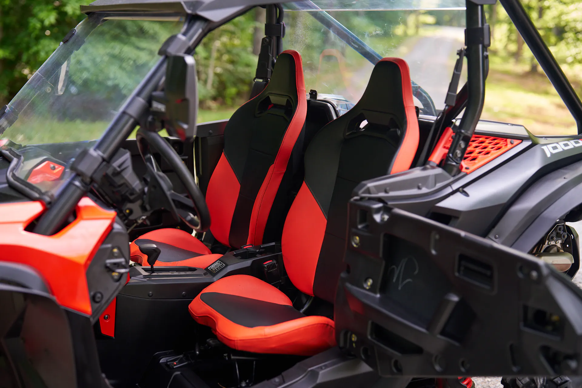 2023 Honda Talon 1000R seats far driver