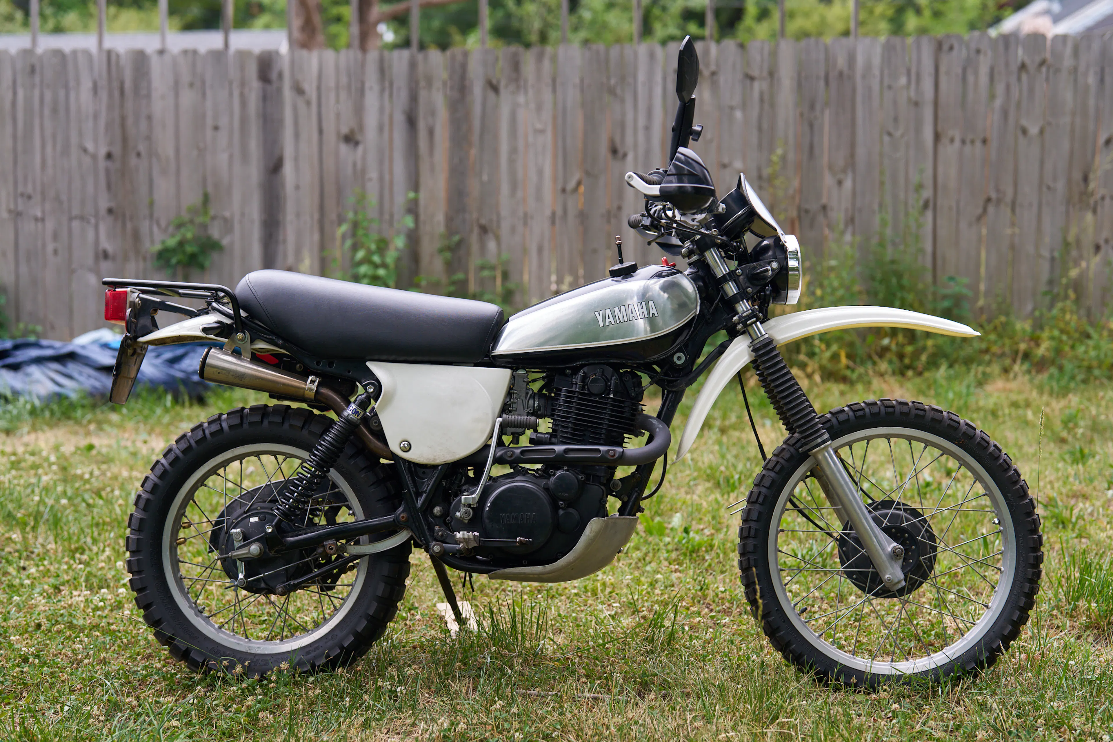 1980 Yamaha XT500 right profile