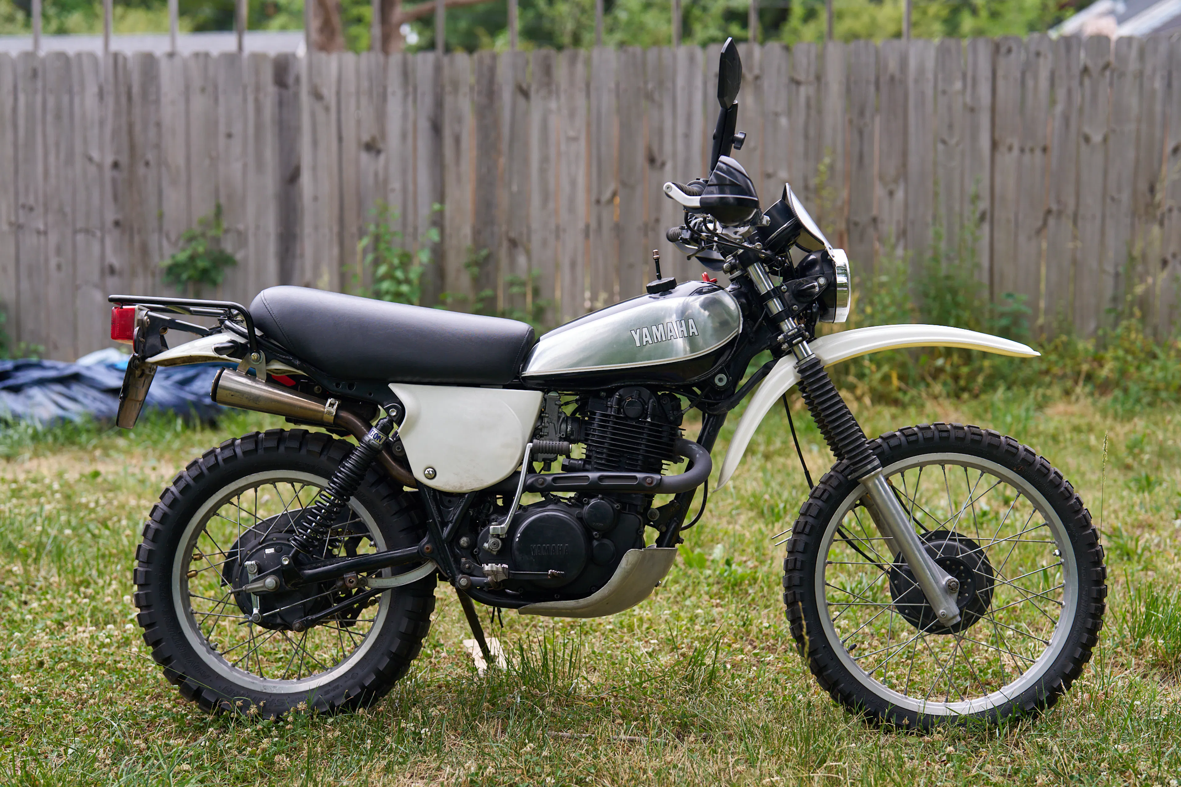 1980 Yamaha XT500 right profile
