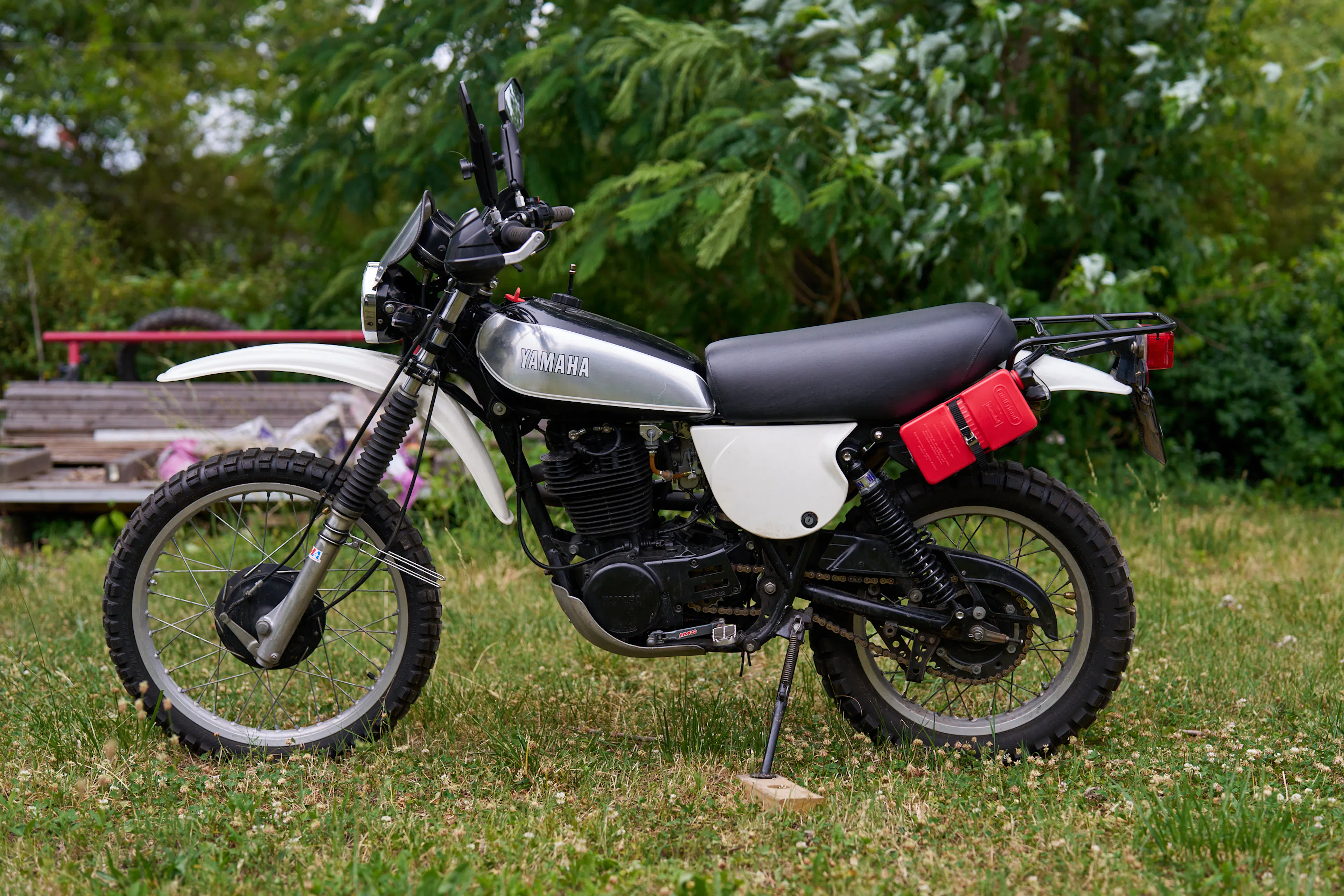 1980 Yamaha XT500 left side