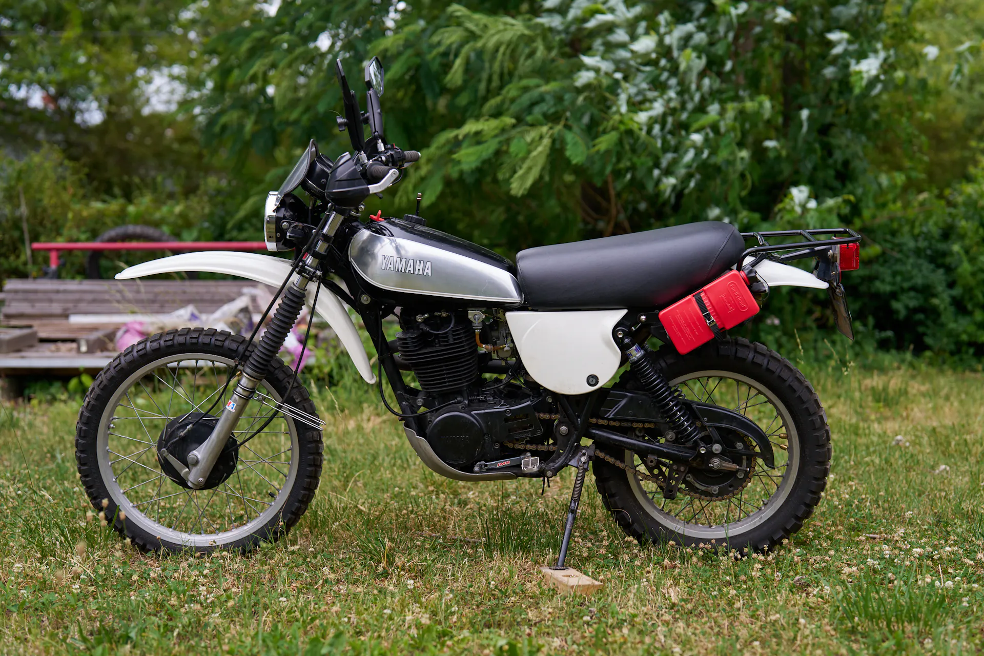 1980 Yamaha XT500 left side