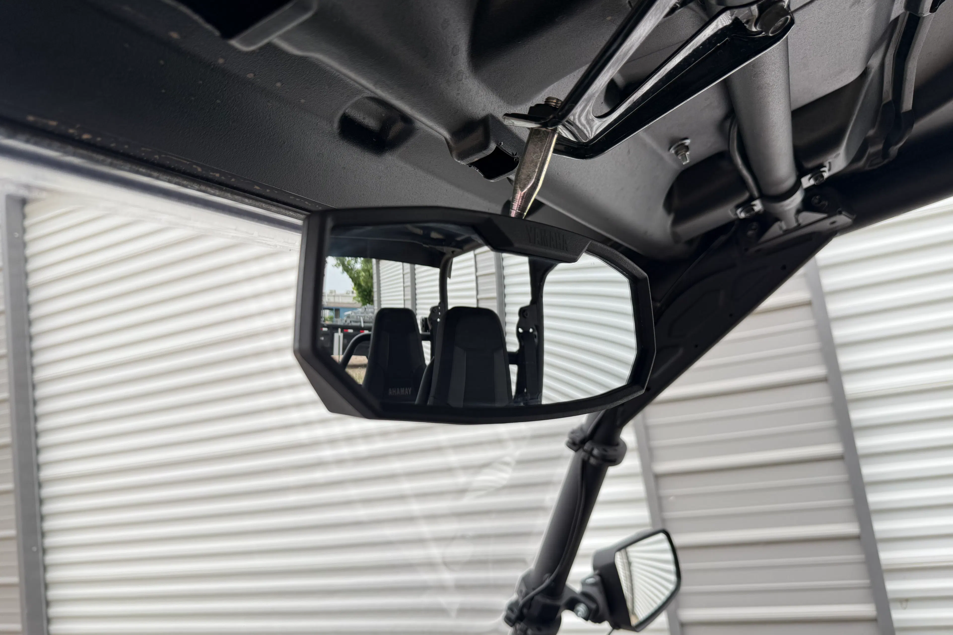 2025 Yamaha RMAX4 1000 rearview