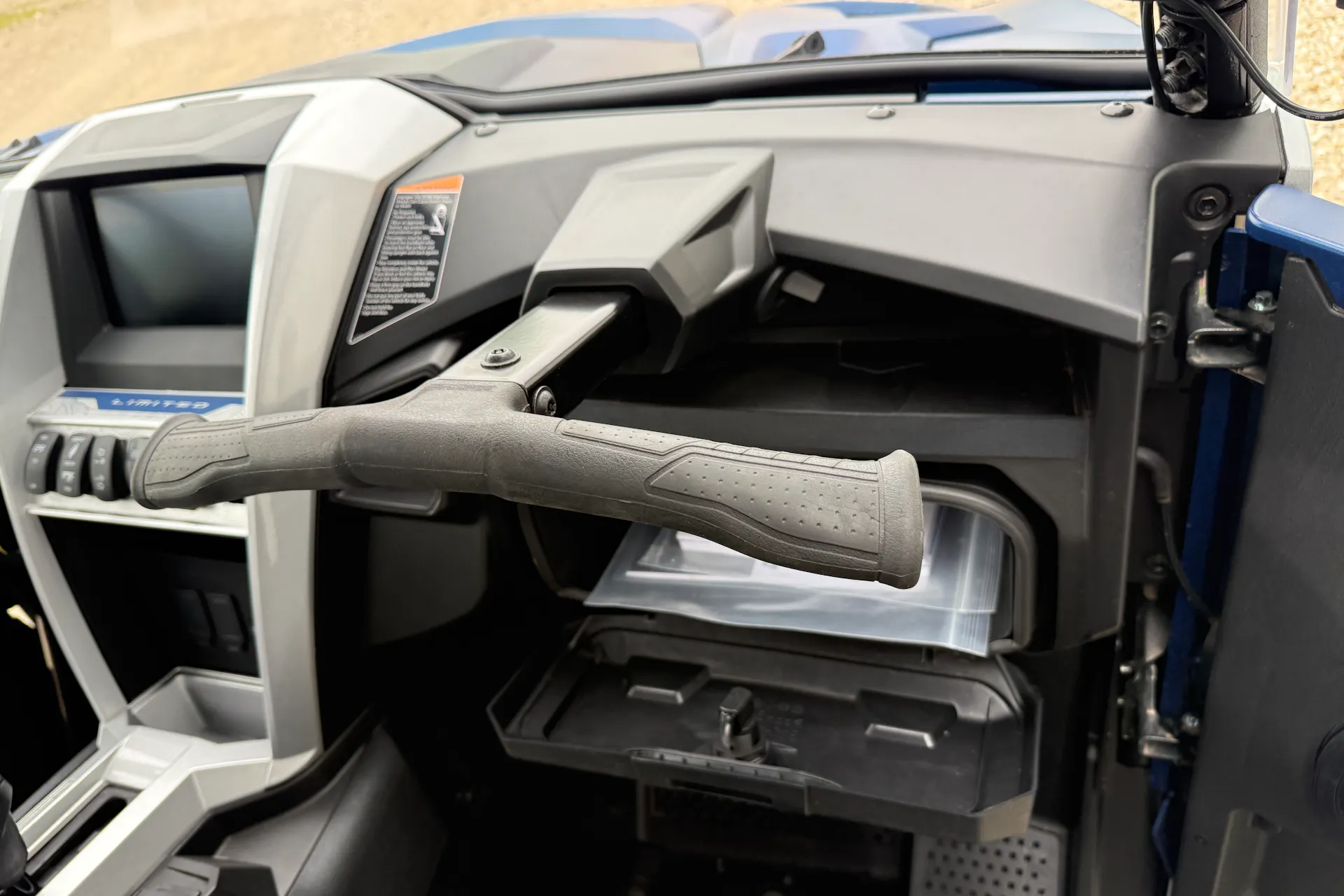 2025 Yamaha RMAX4 1000 grab handle
