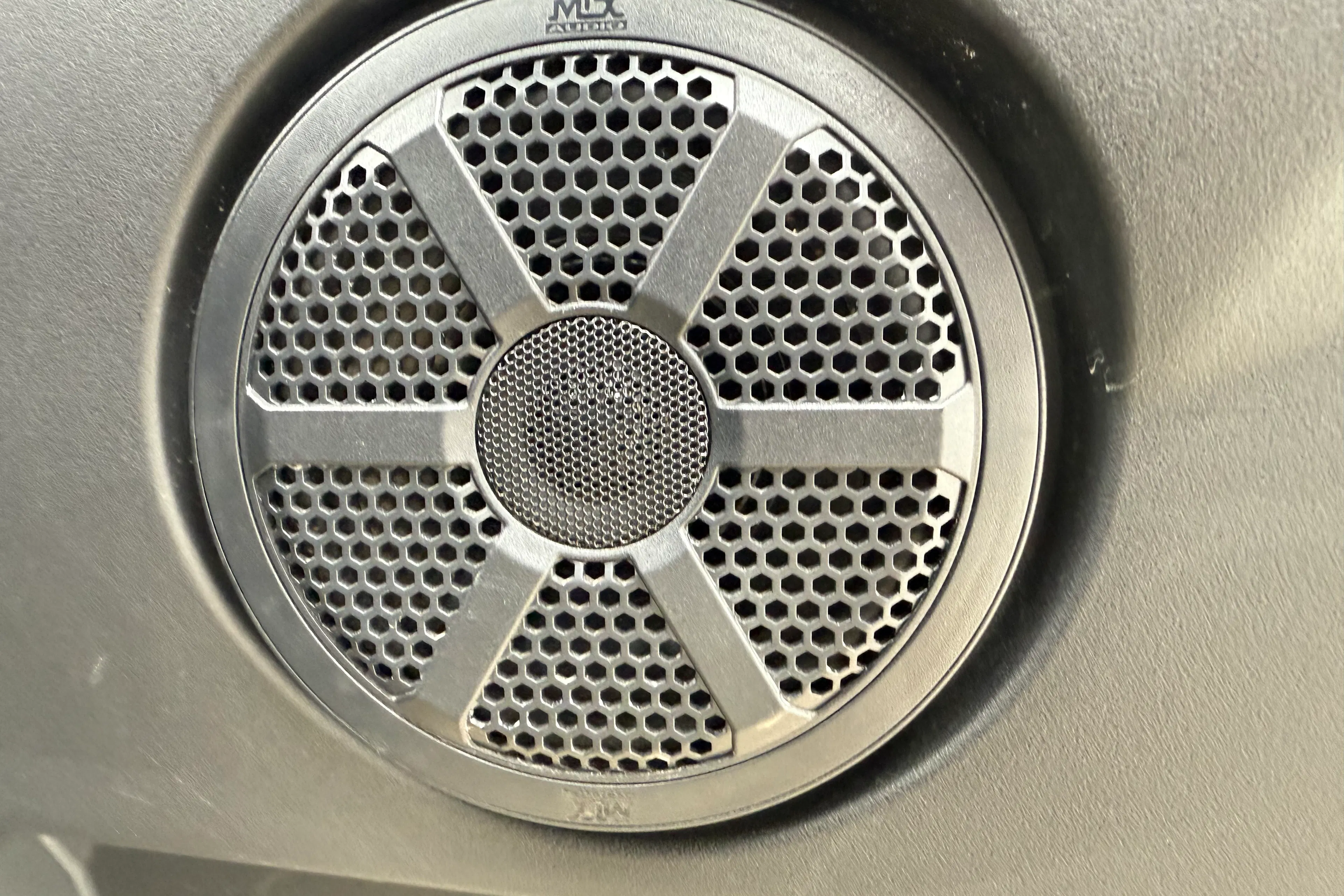 2025 Yamaha RMAX4 1000 speaker