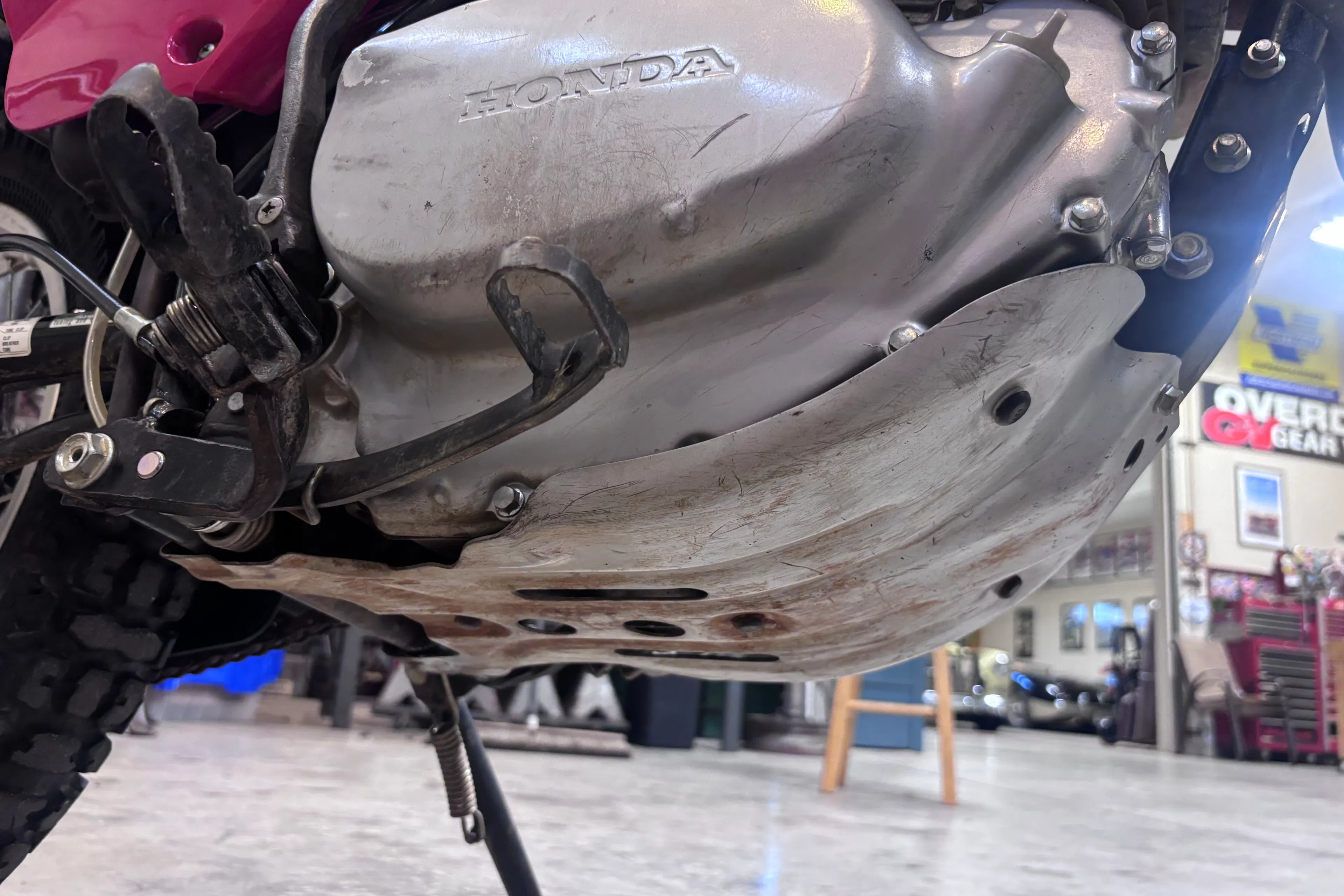 1980 Honda XL500S engine case/skidplate