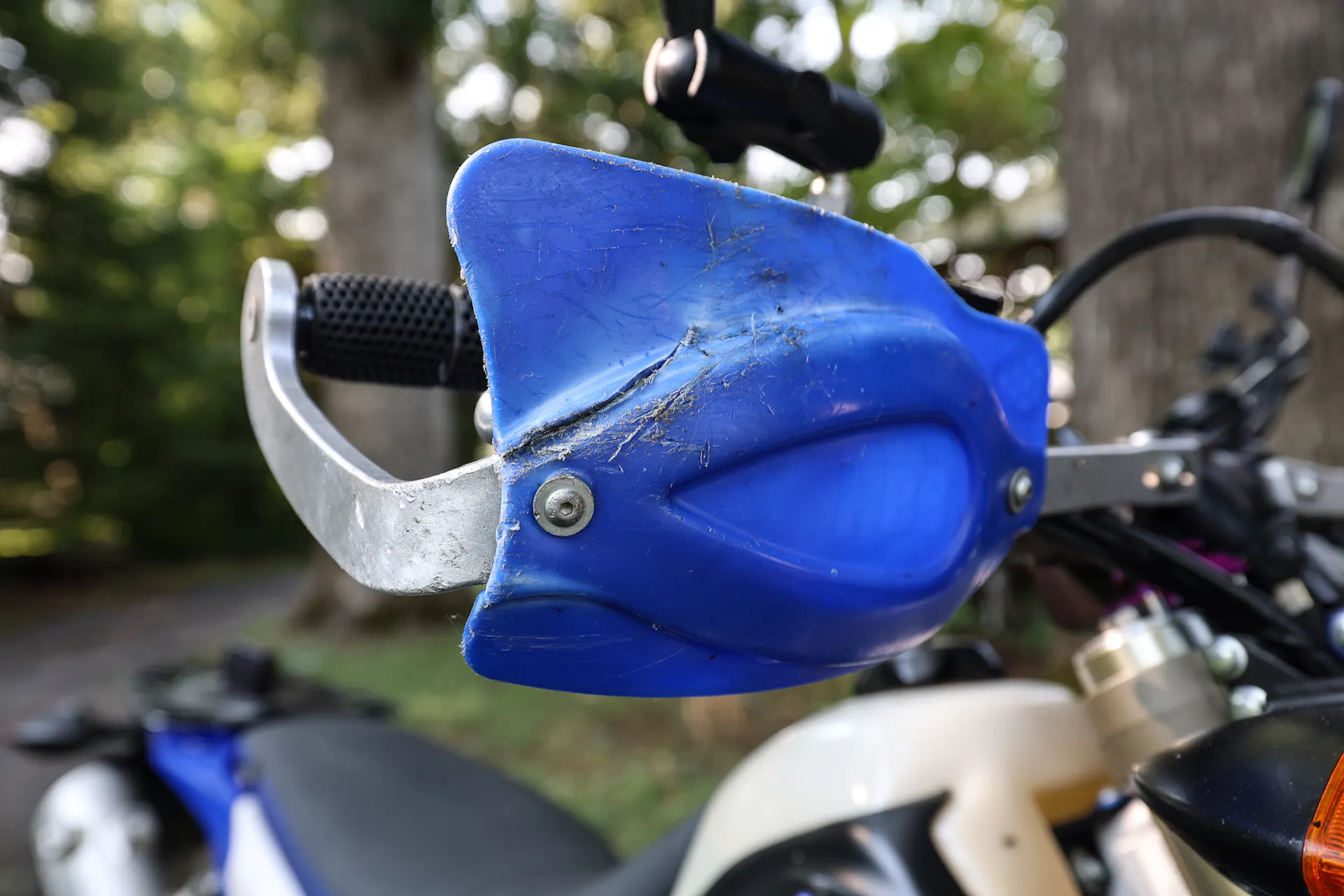 2008 Yamaha WR250R right hand guard