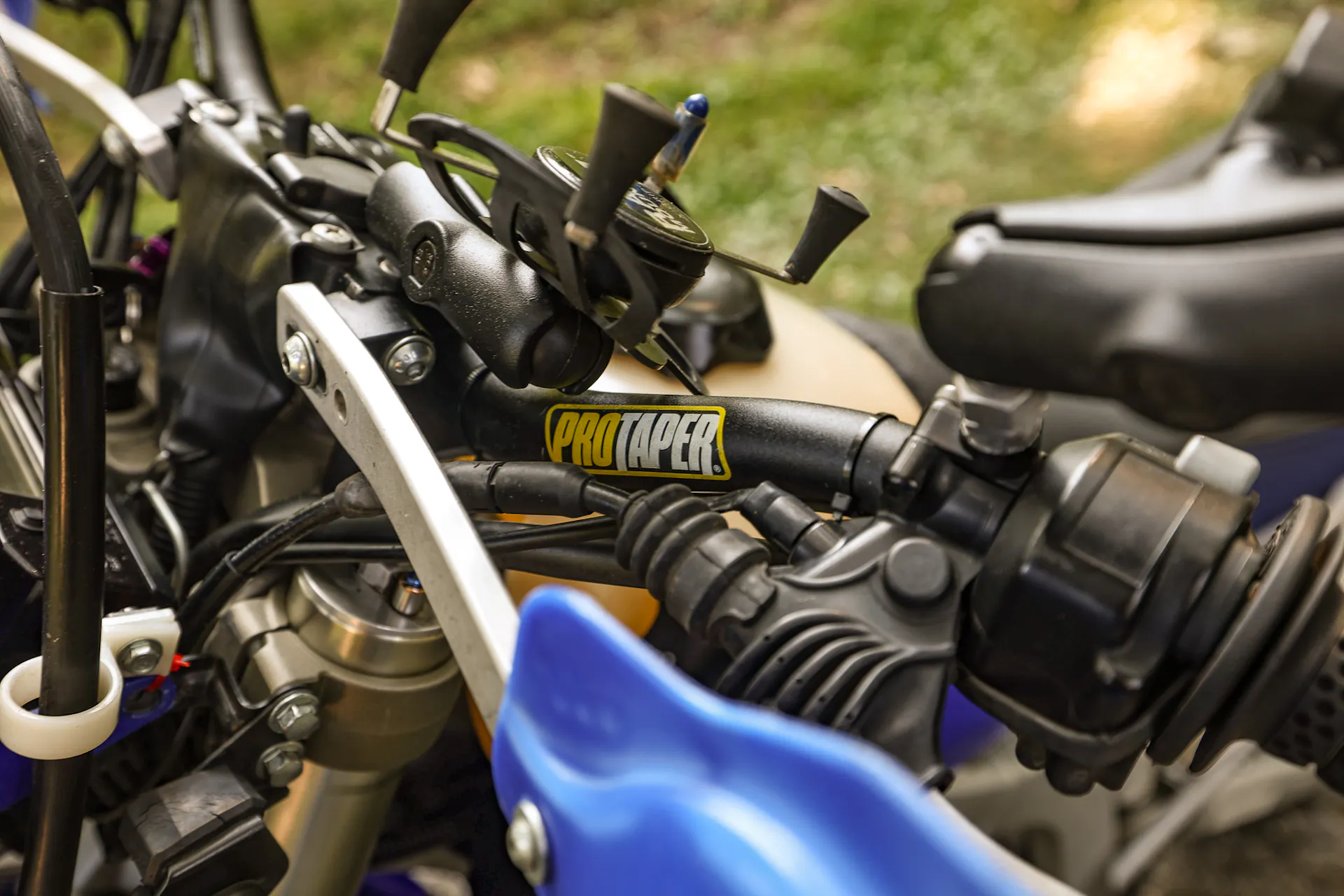 2008 Yamaha WR250R ProTaper logo