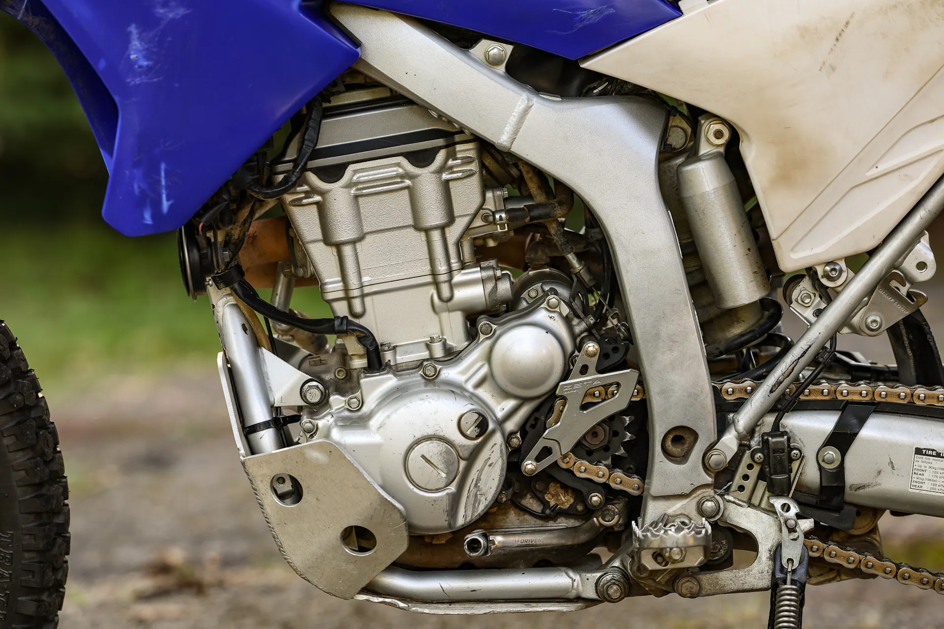 2008 Yamaha WR250R left side engine