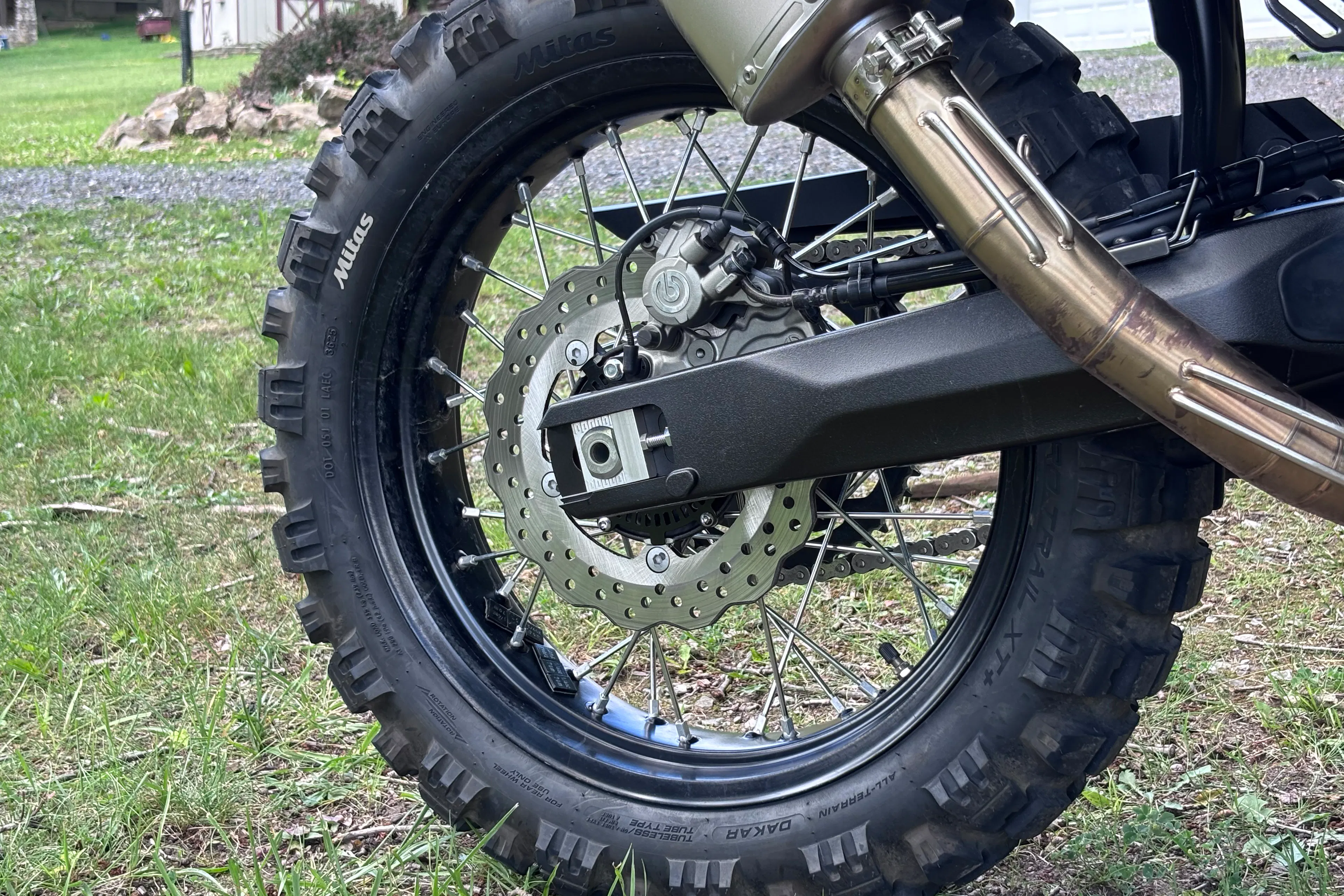 2024 Yamaha Tenere 700 rear tire front 3/4 right