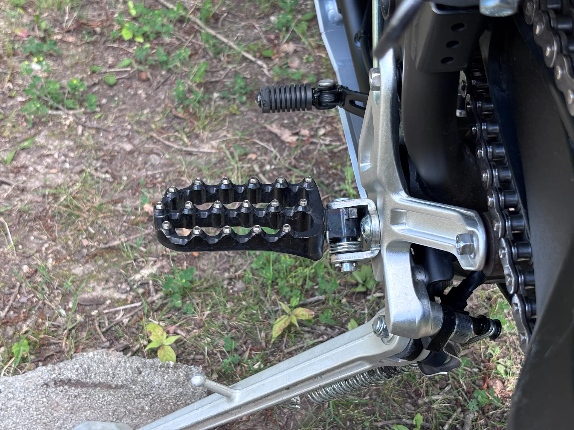 2024 Yamaha Tenere 700 left footpeg rear