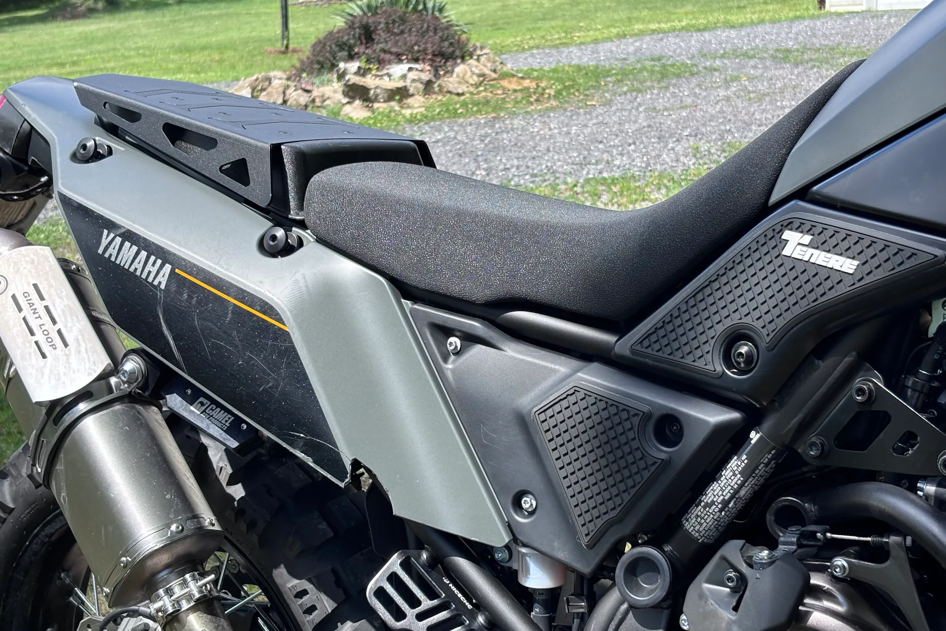 2024 Yamaha Tenere 700 seat right side