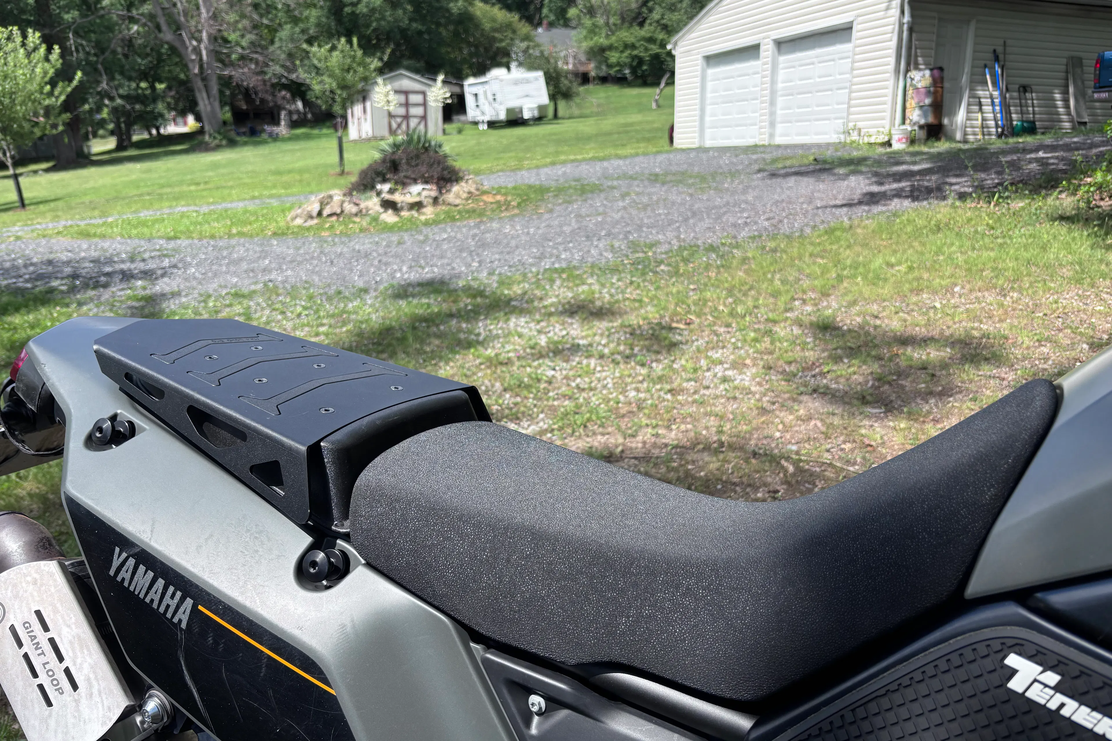 2024 Yamaha Tenere 700 seat right side close
