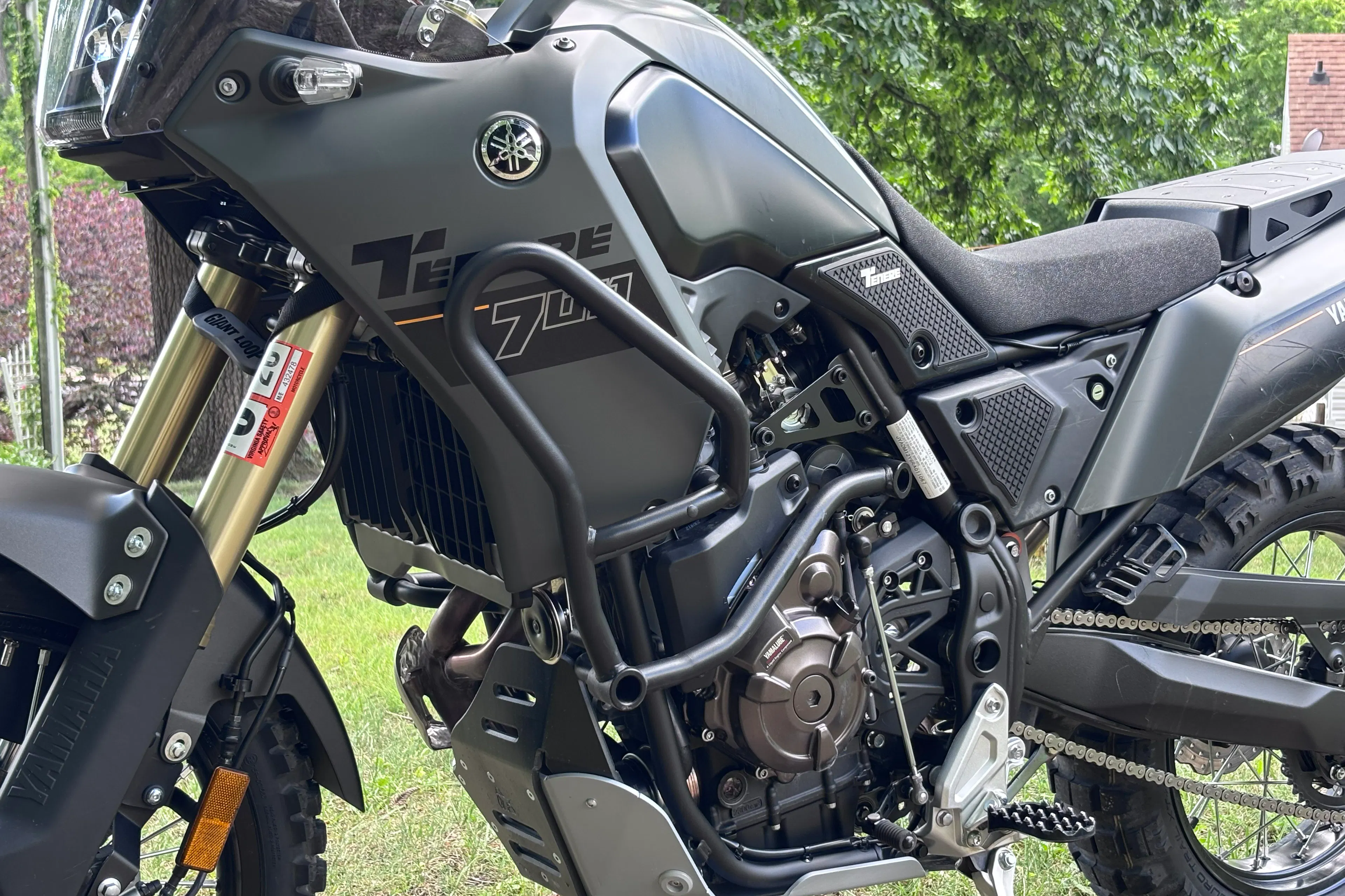 2024 Yamaha Tenere 700 front left 3/4 crash bar