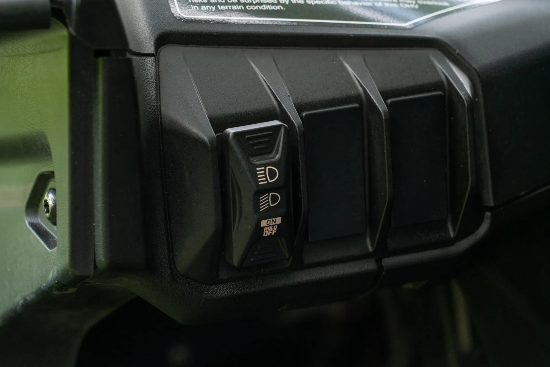 2024 Can-Am Maverick R light switch