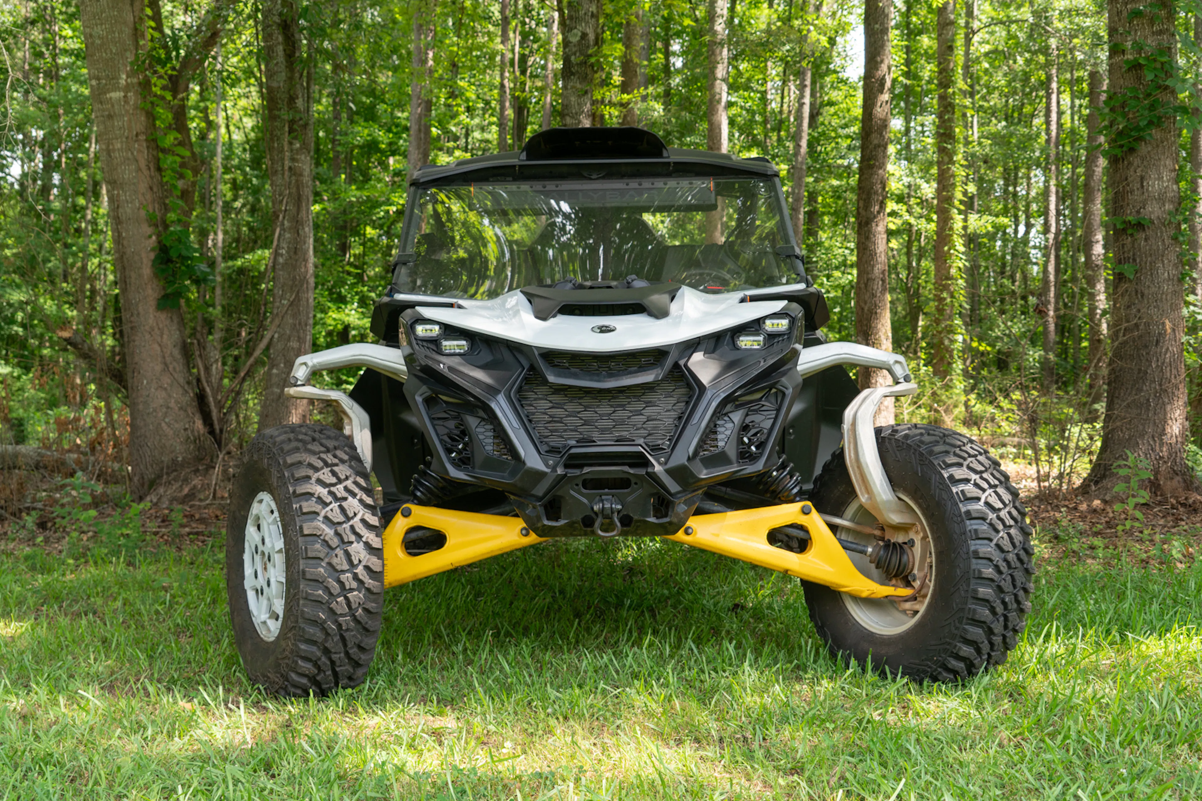 2024 Can-Am Maverick R front