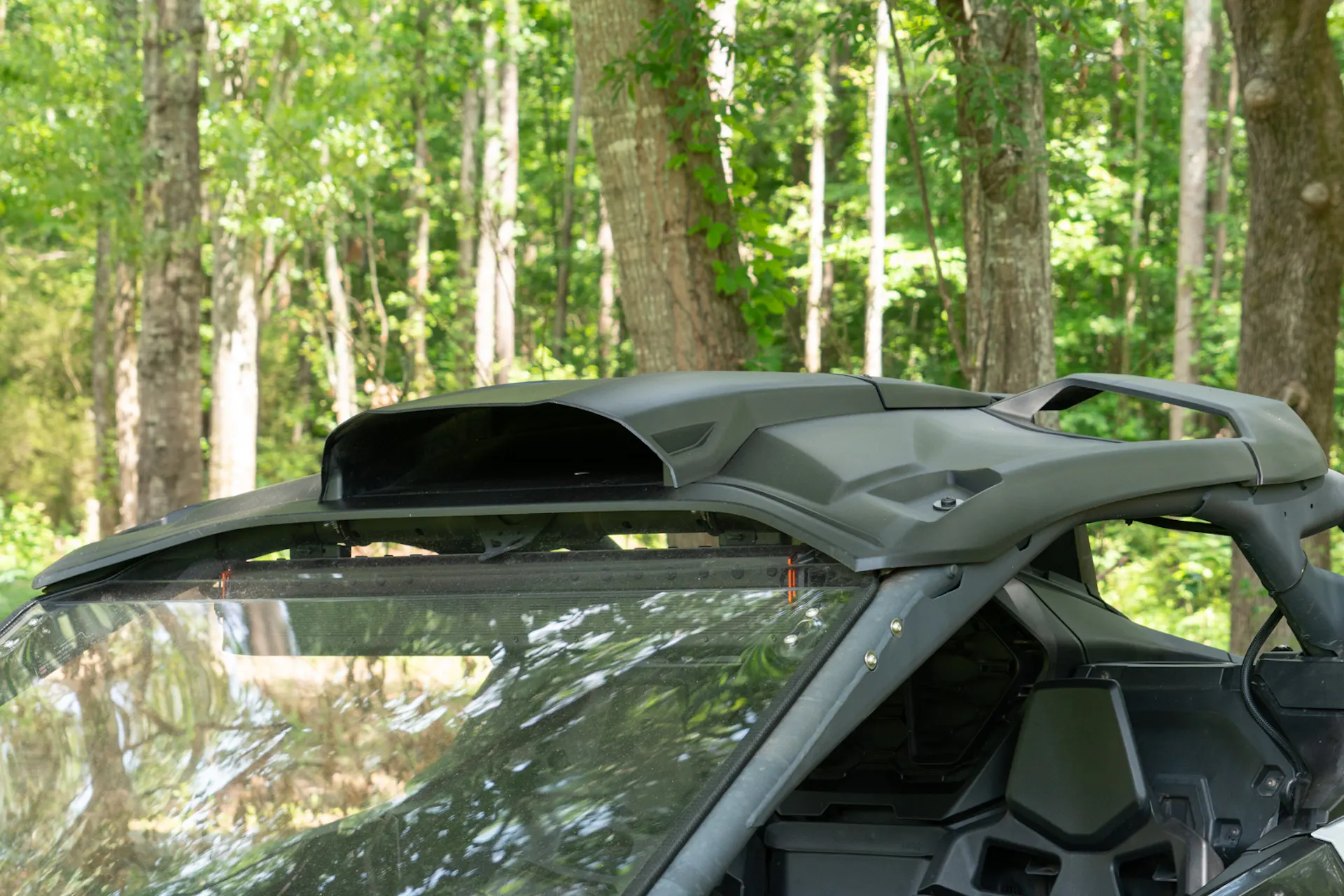 2024 Can-Am Maverick R roof scoop