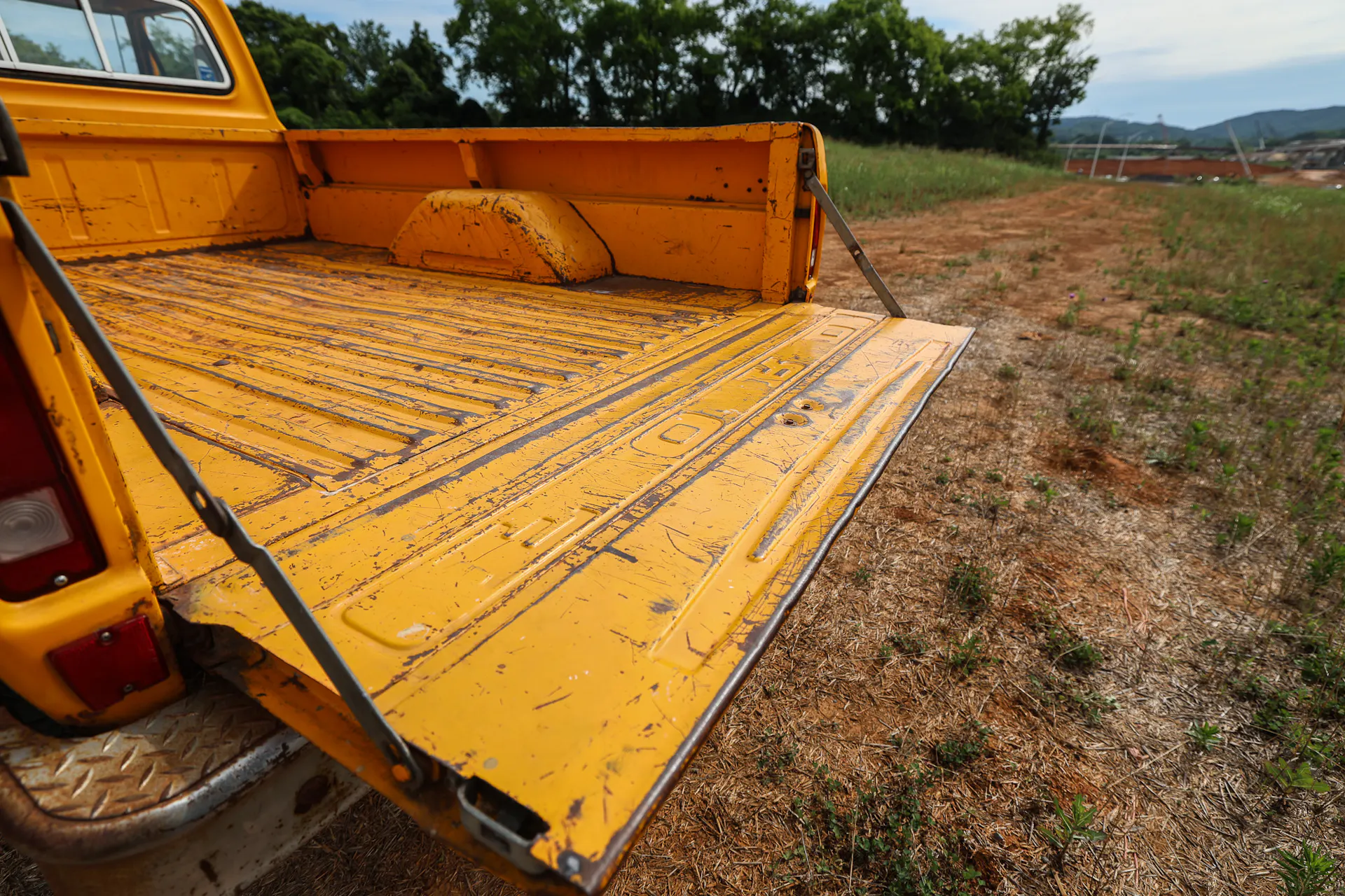 1971 Ford F-250 Custom Highboy bed