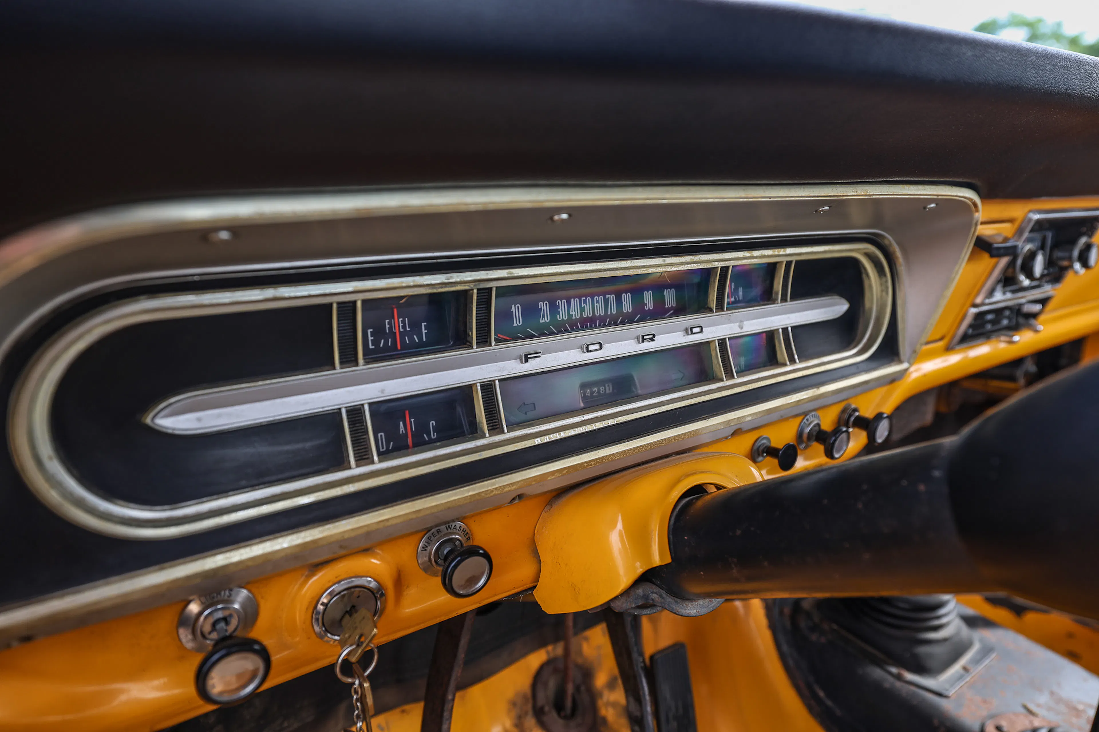 1971 Ford F-250 Custom Highboy gauges