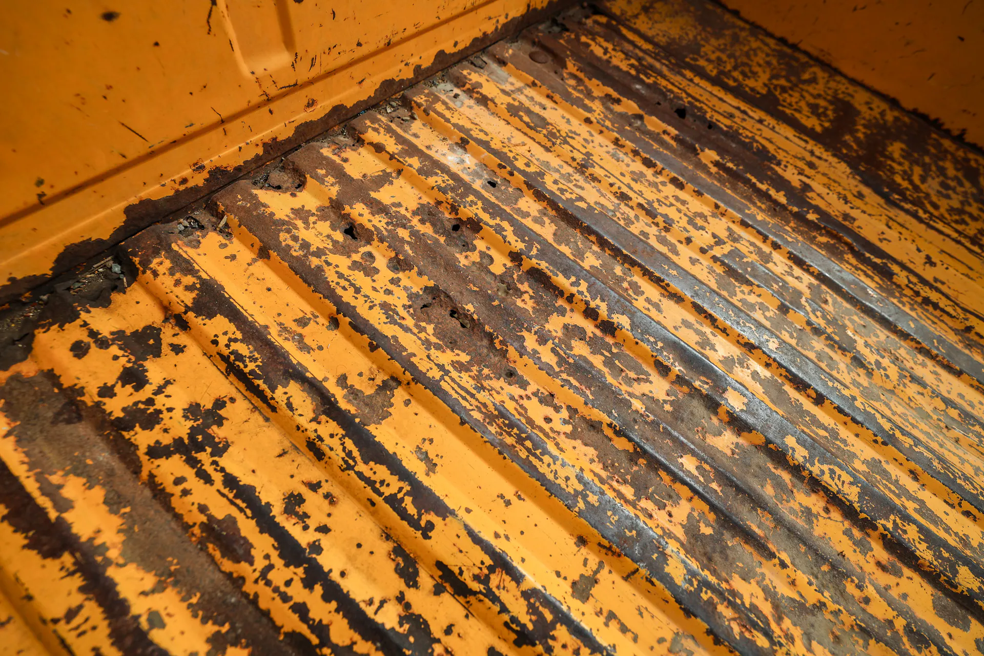 1971 Ford F-250 Custom Highboy bed rust near cab 2