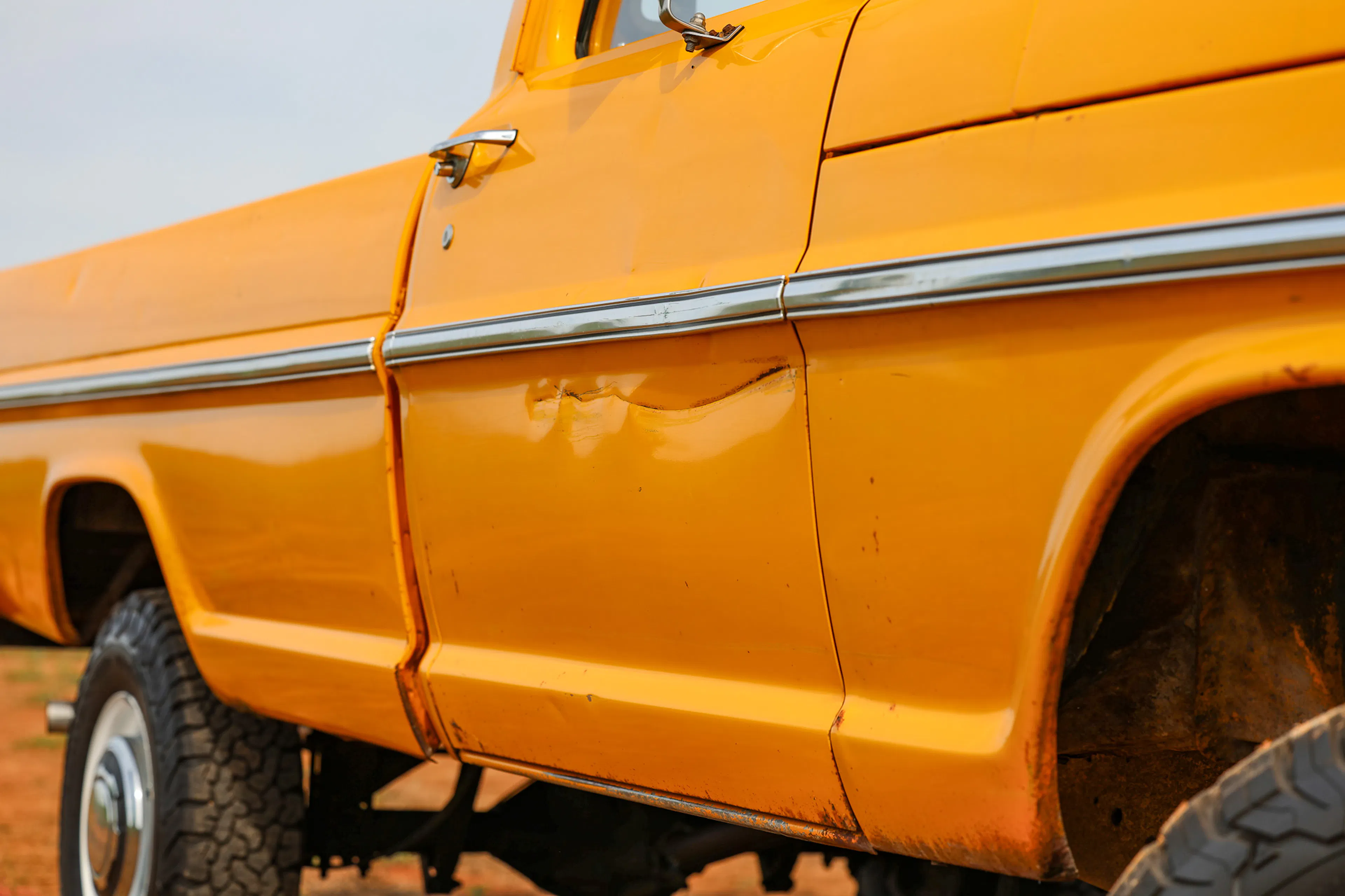 1971 Ford F-250 Custom Highboy passenger door