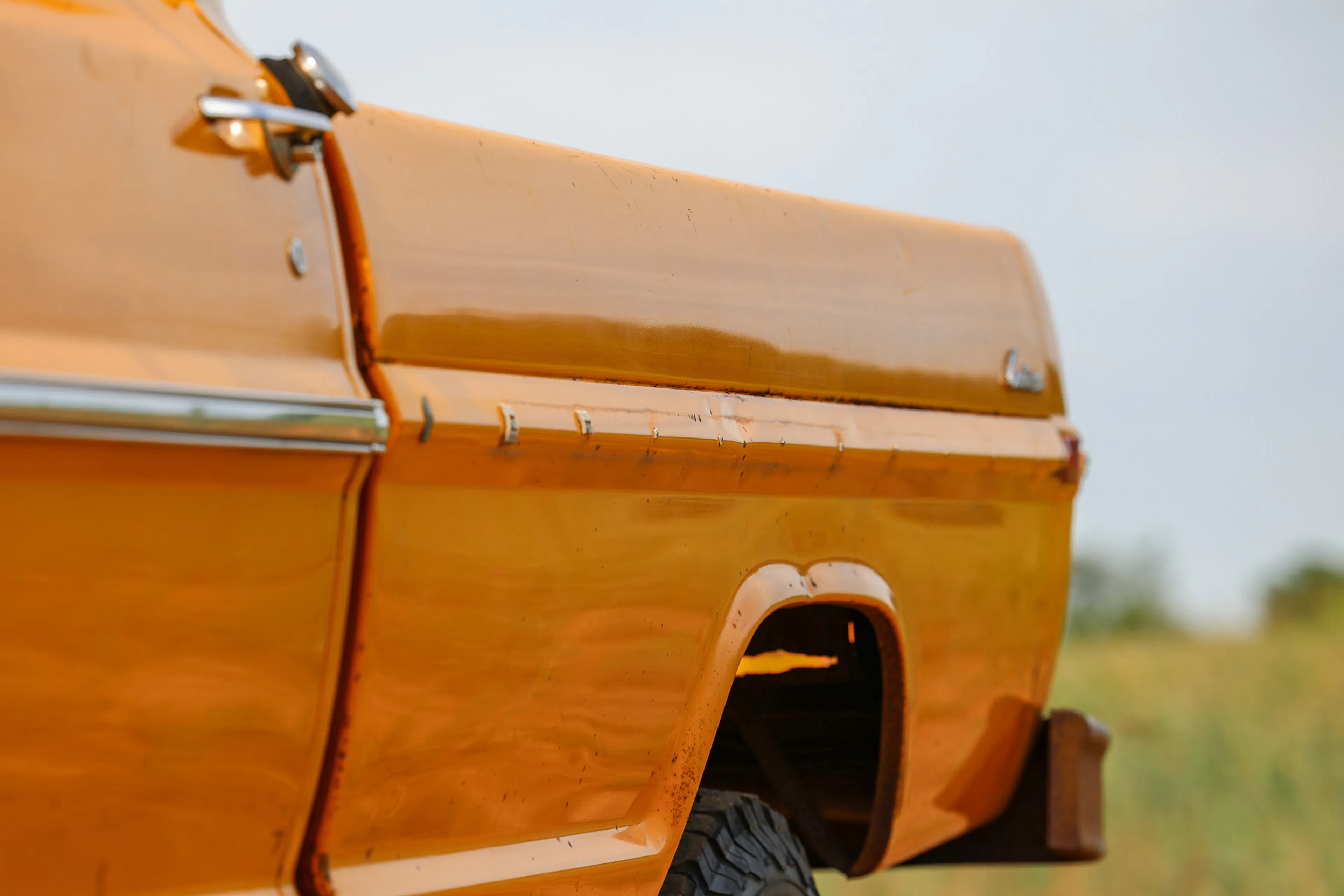 1971 Ford F-250 Custom Highboy driver bedside missing trim
