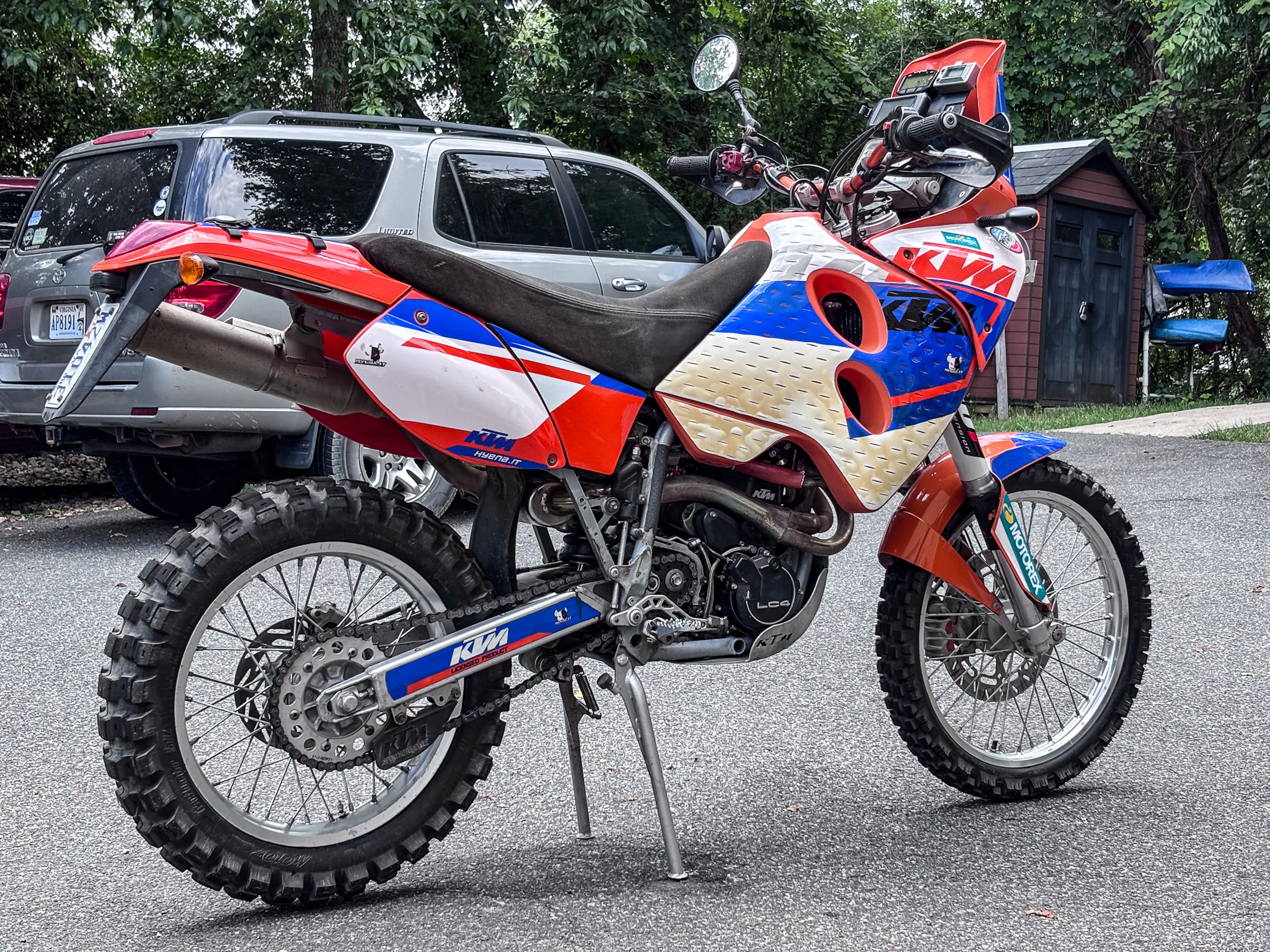 2001 KTM 640 Adventure right rear 3/4