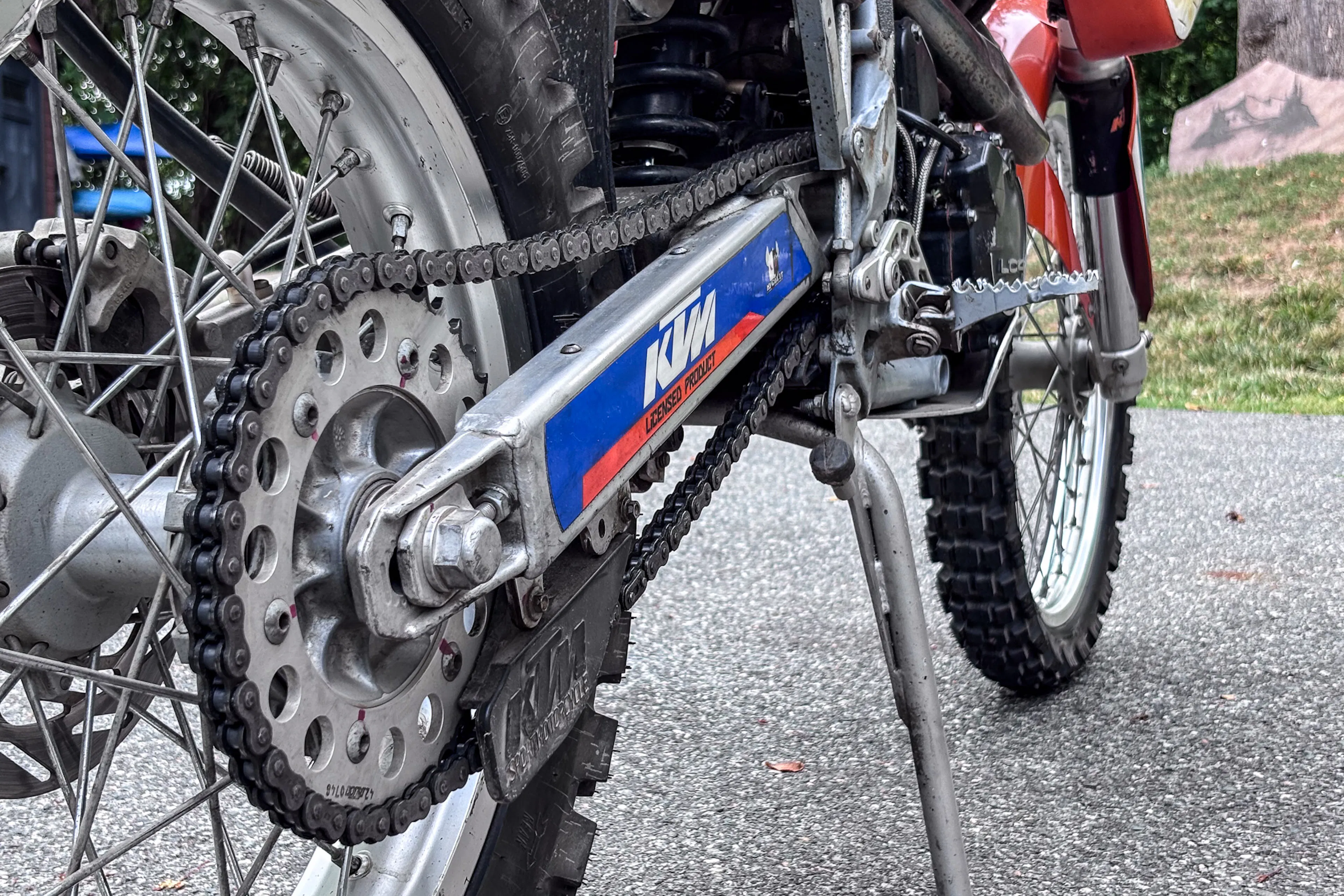 2001 KTM 640 Adventure chain/swingarm