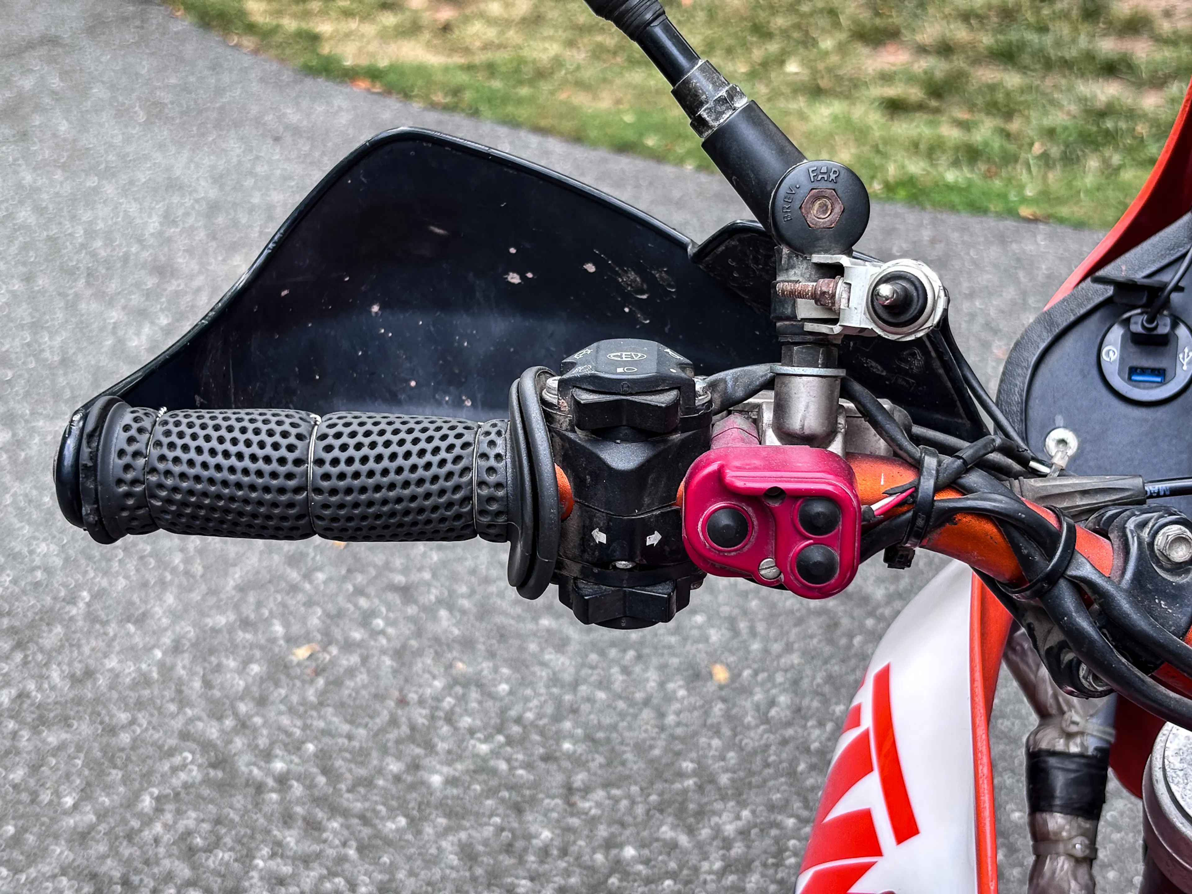 2001 KTM 640 Adventure left grip/switches