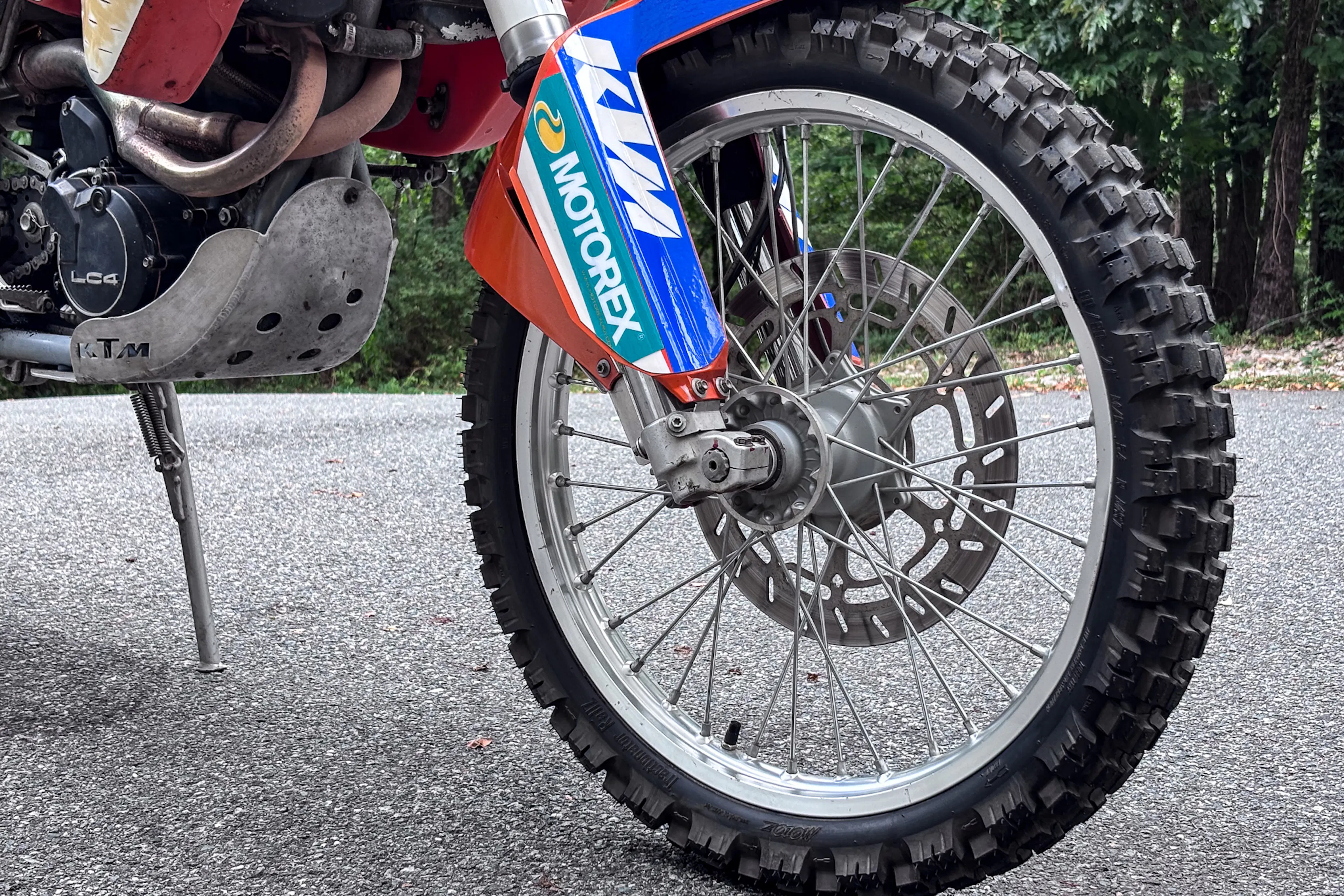 2001 KTM 640 Adventure front tire right front