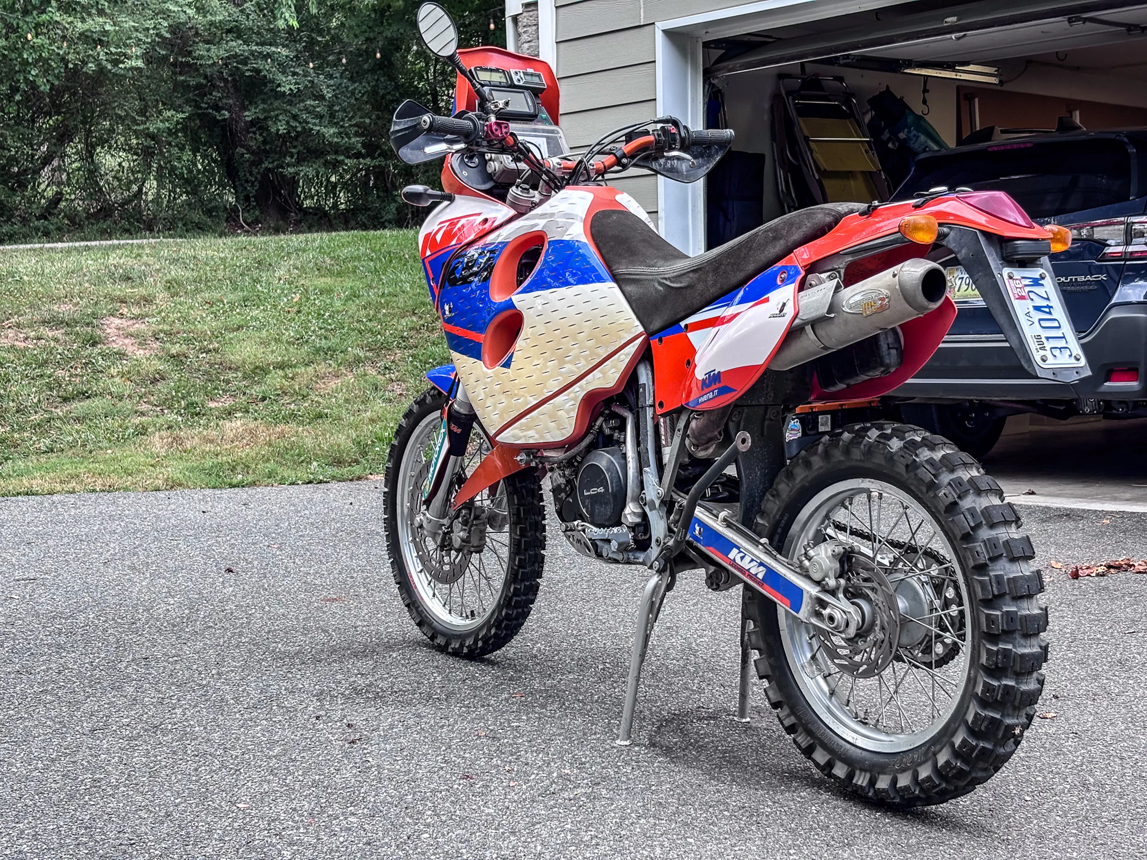 2001 KTM 640 Adventure left rear 3/4