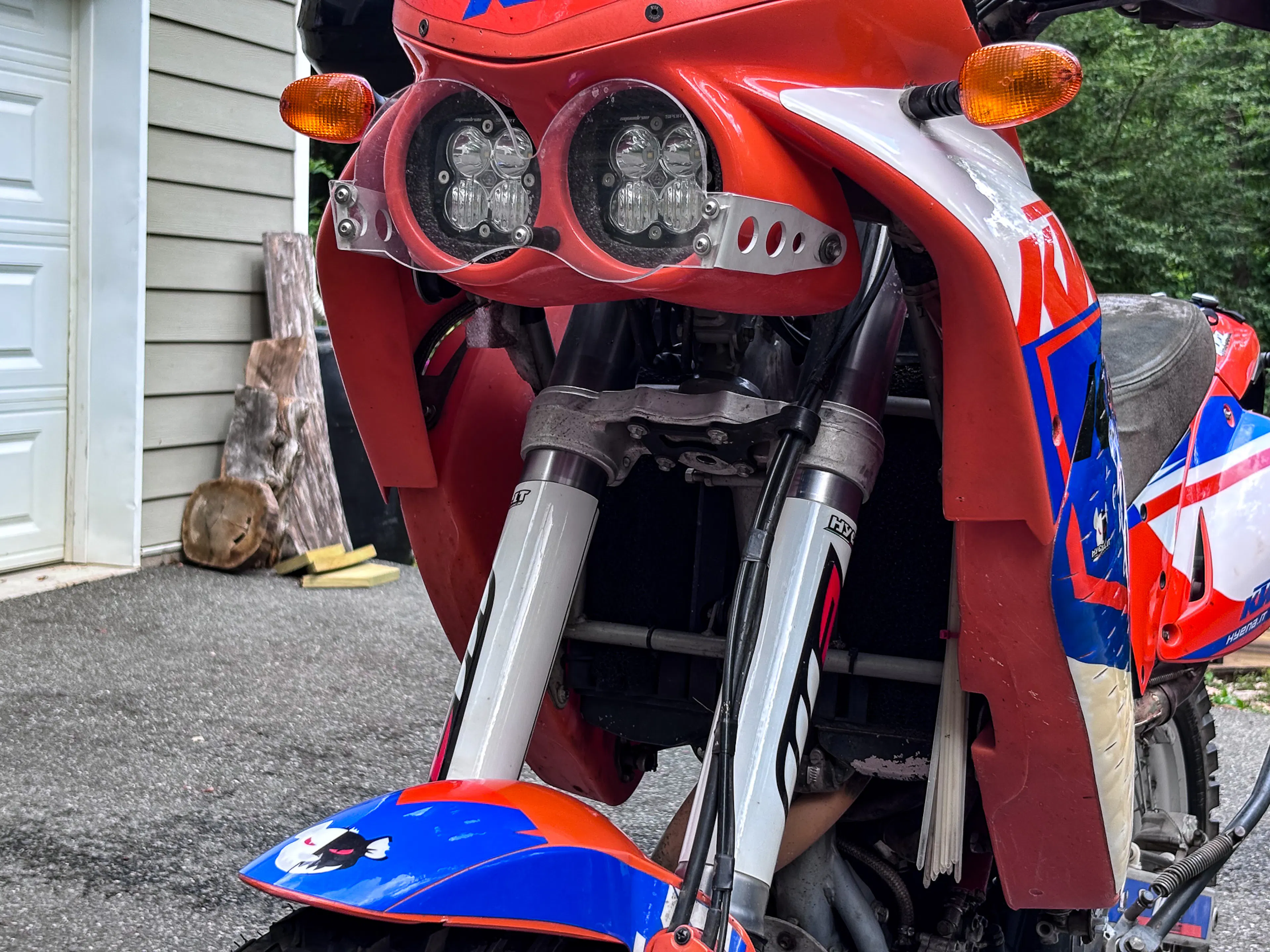 2001 KTM 640 Adventure headlight close left