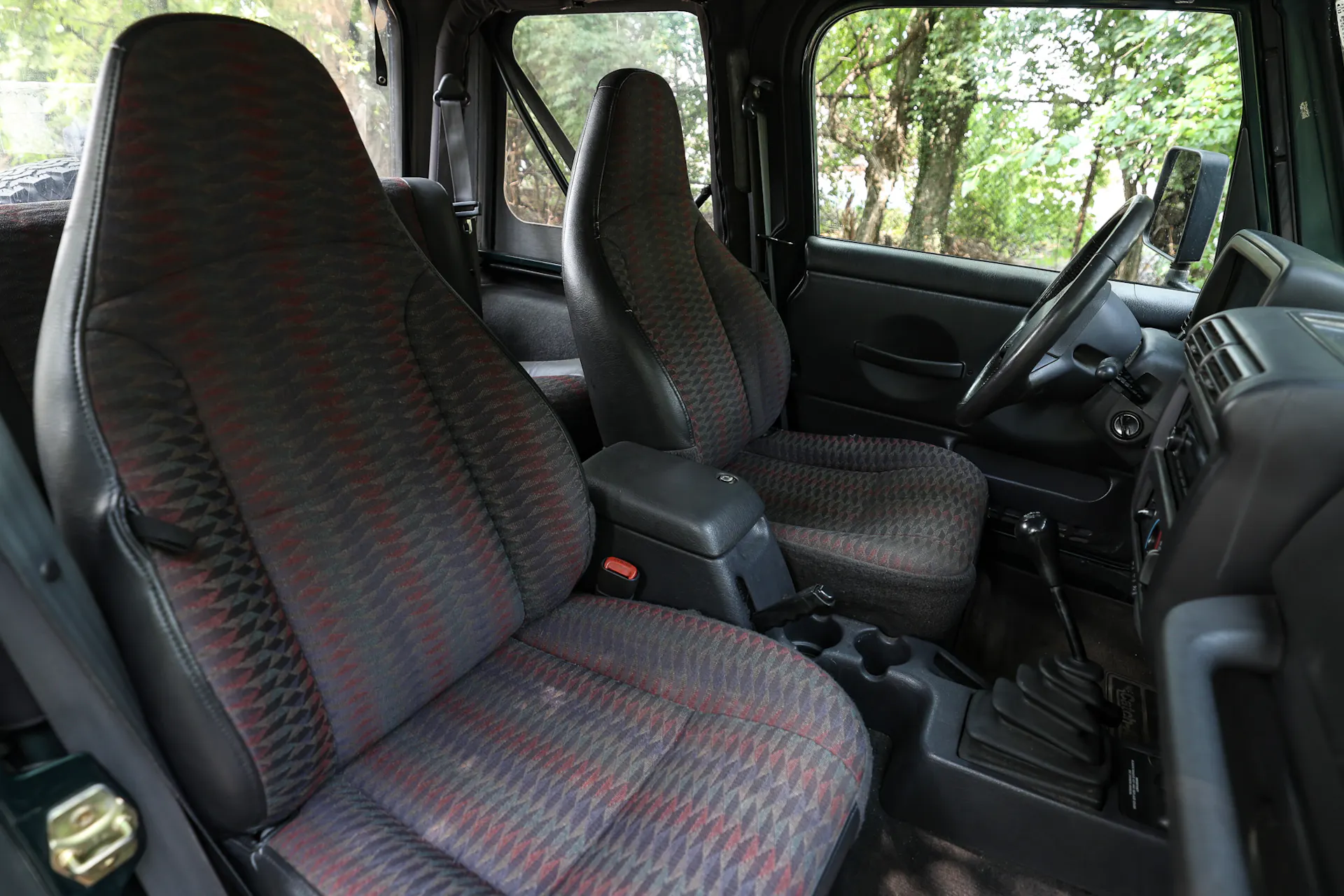 1999 Jeep Wrangler Sport interior passenger seat