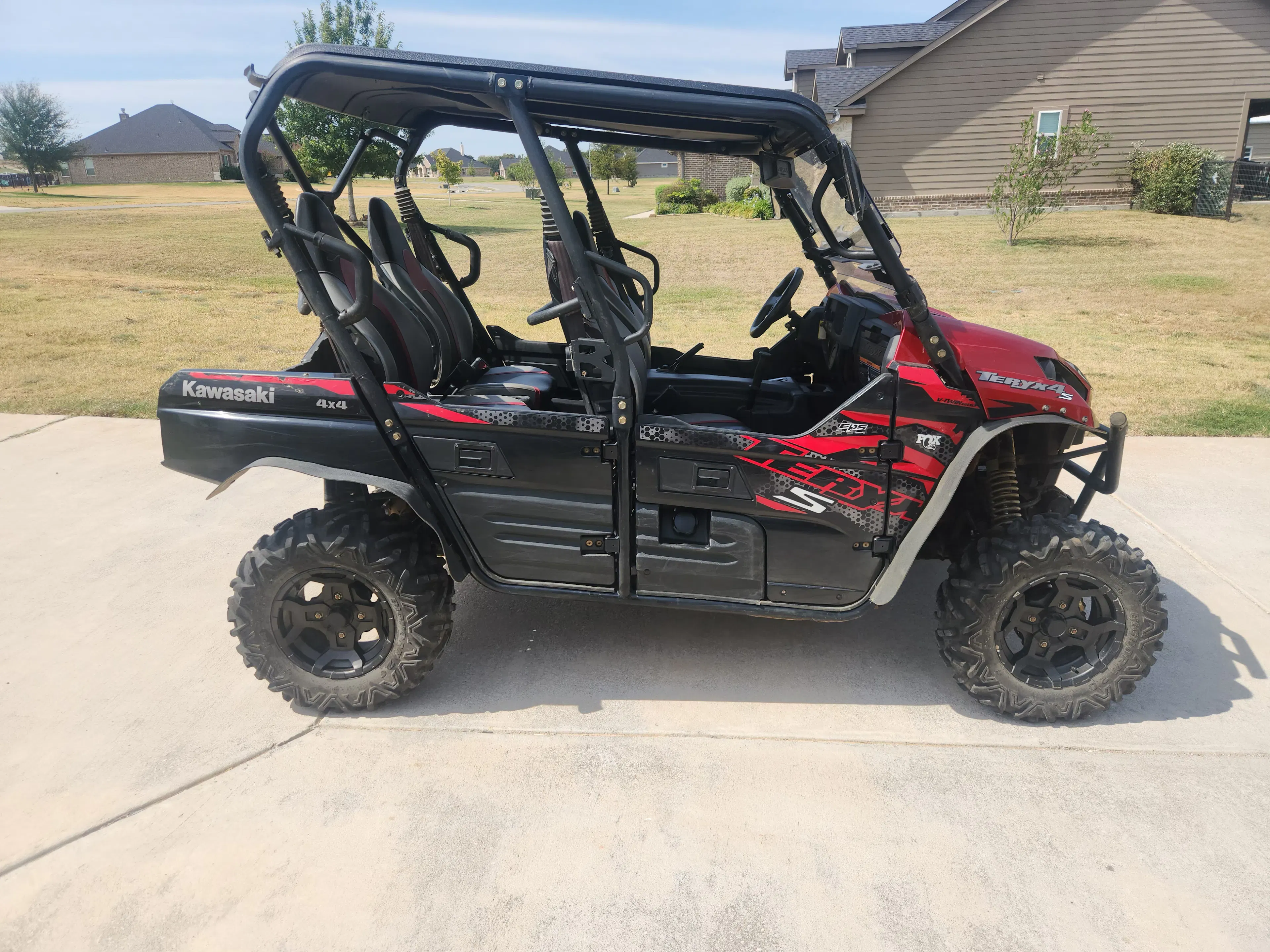 2021 Kawasaki Teryx4 passenger side