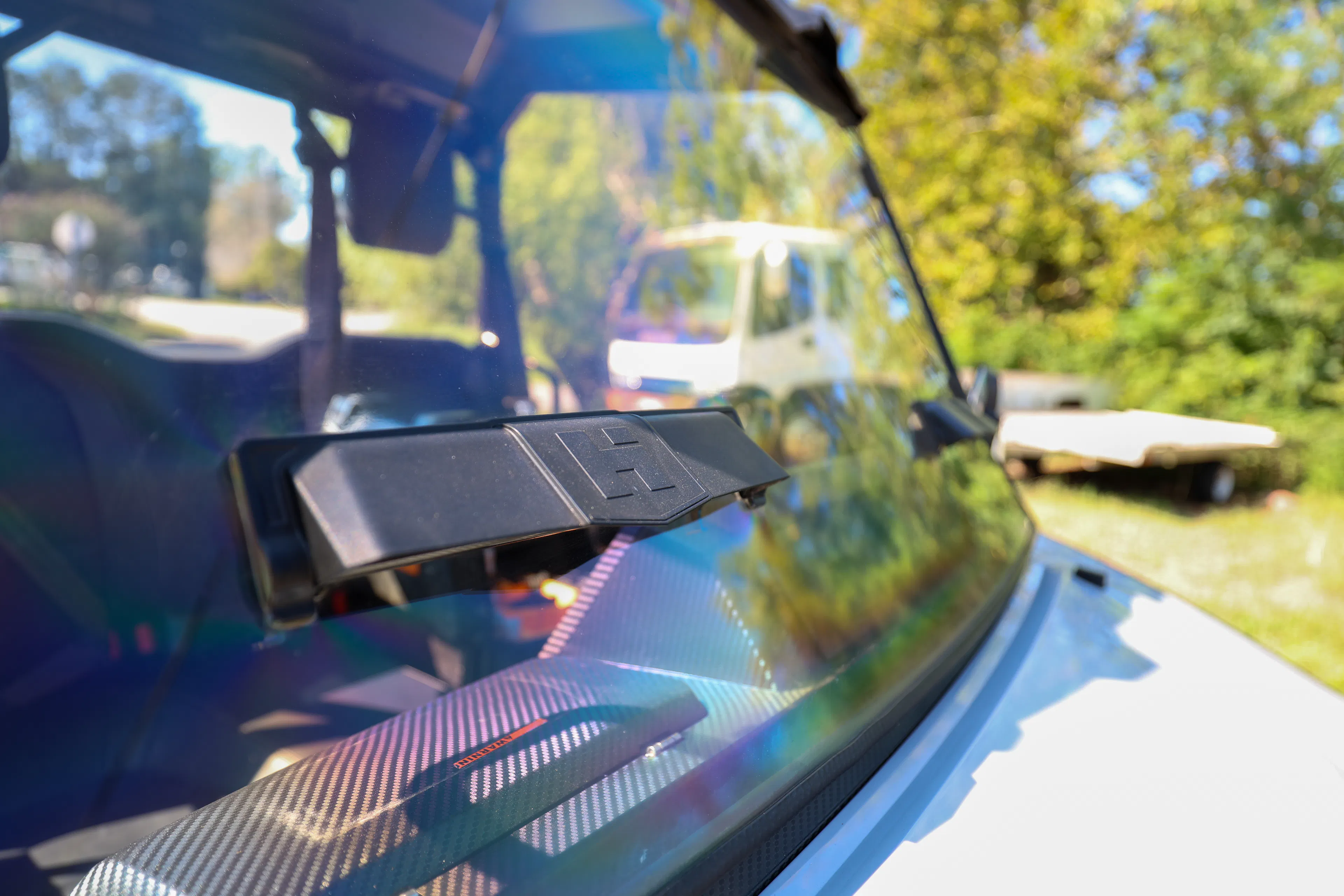 2024 Axis 550 windshield vent
