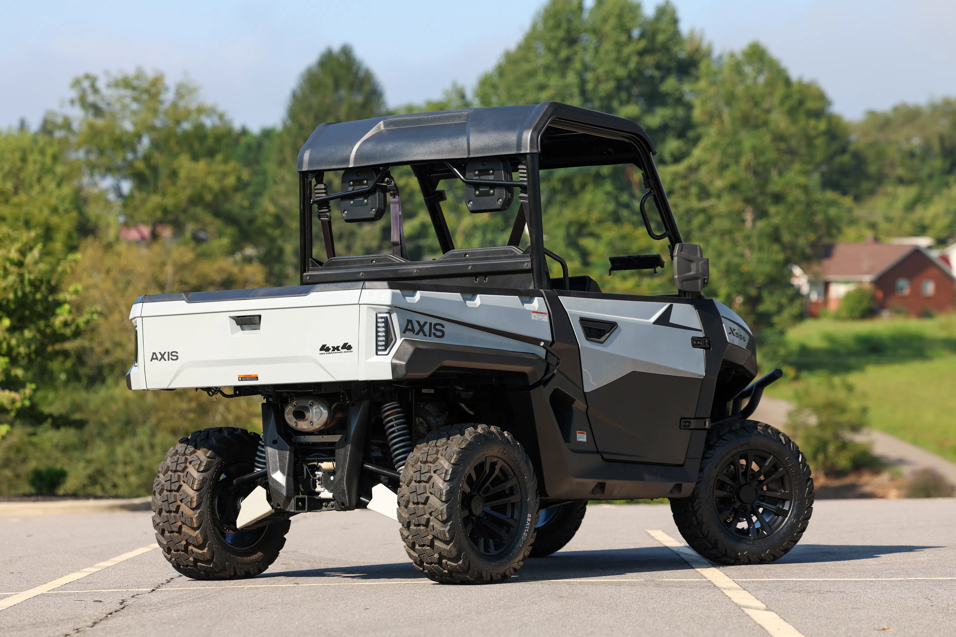 2024 Axis 550 passenger rear 3/4