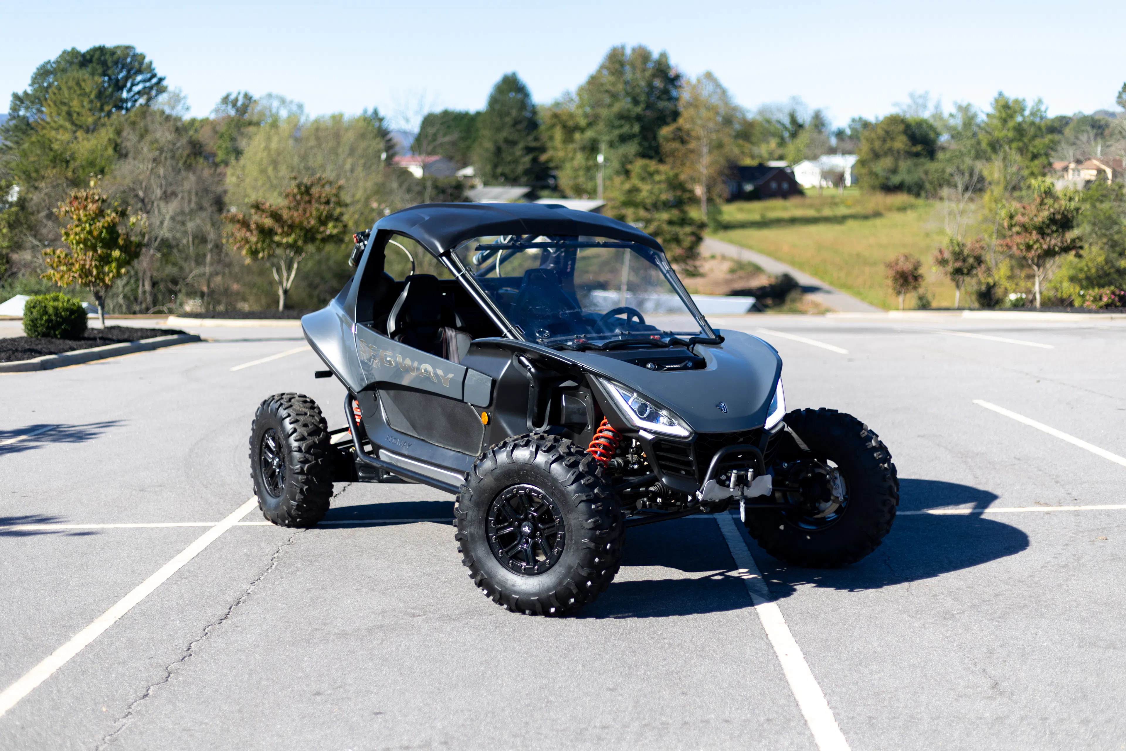 2024 Segway Villain SX10 72 front passenger 3/4