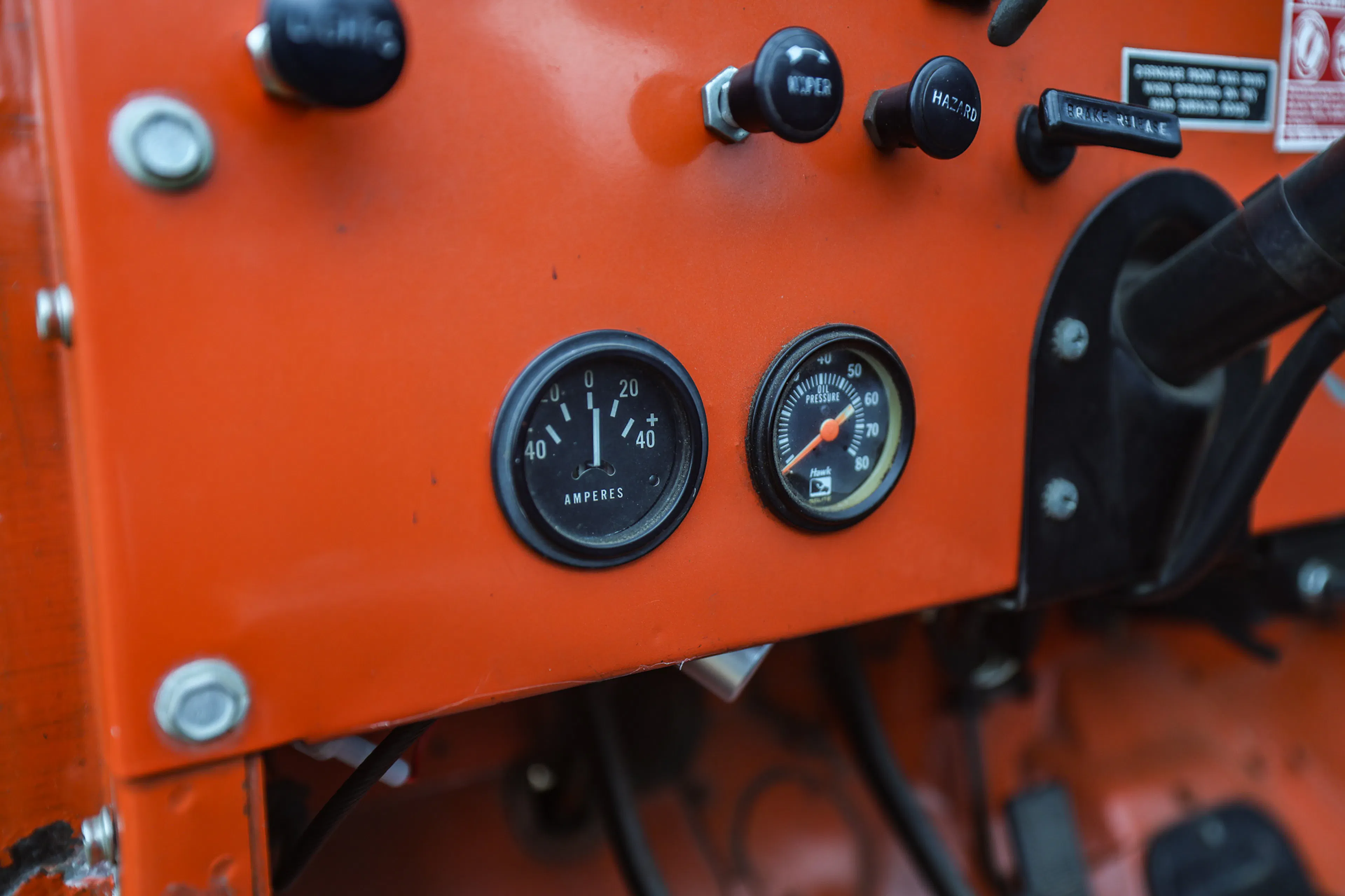 1973 Jeep CJ-5 Renegade oil/temp gauges