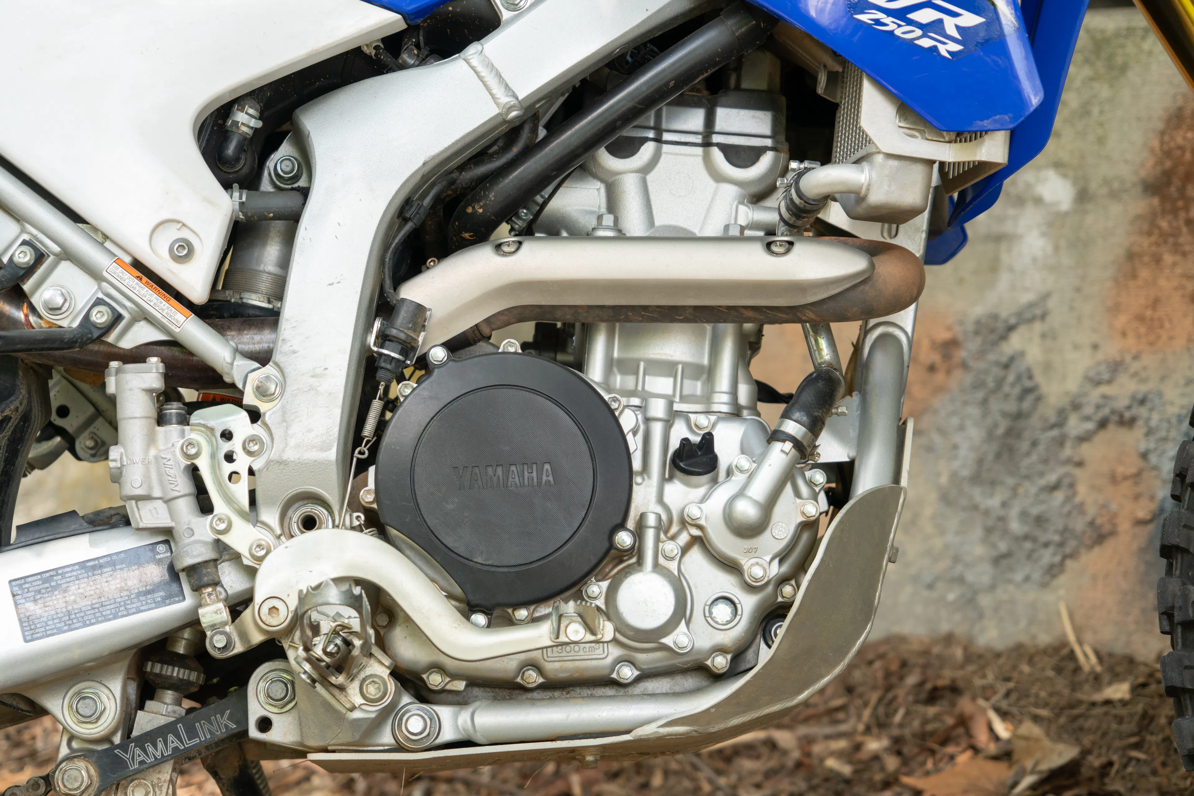 2010 Yamaha WR250R right side engine