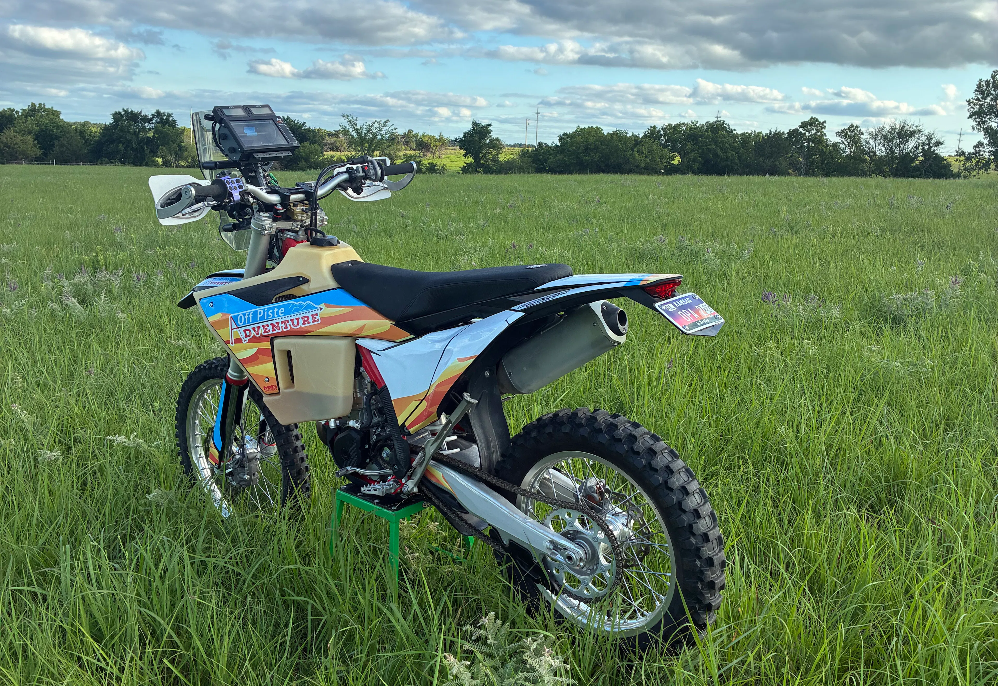 2024 GasGas ES500F left rear 3/4