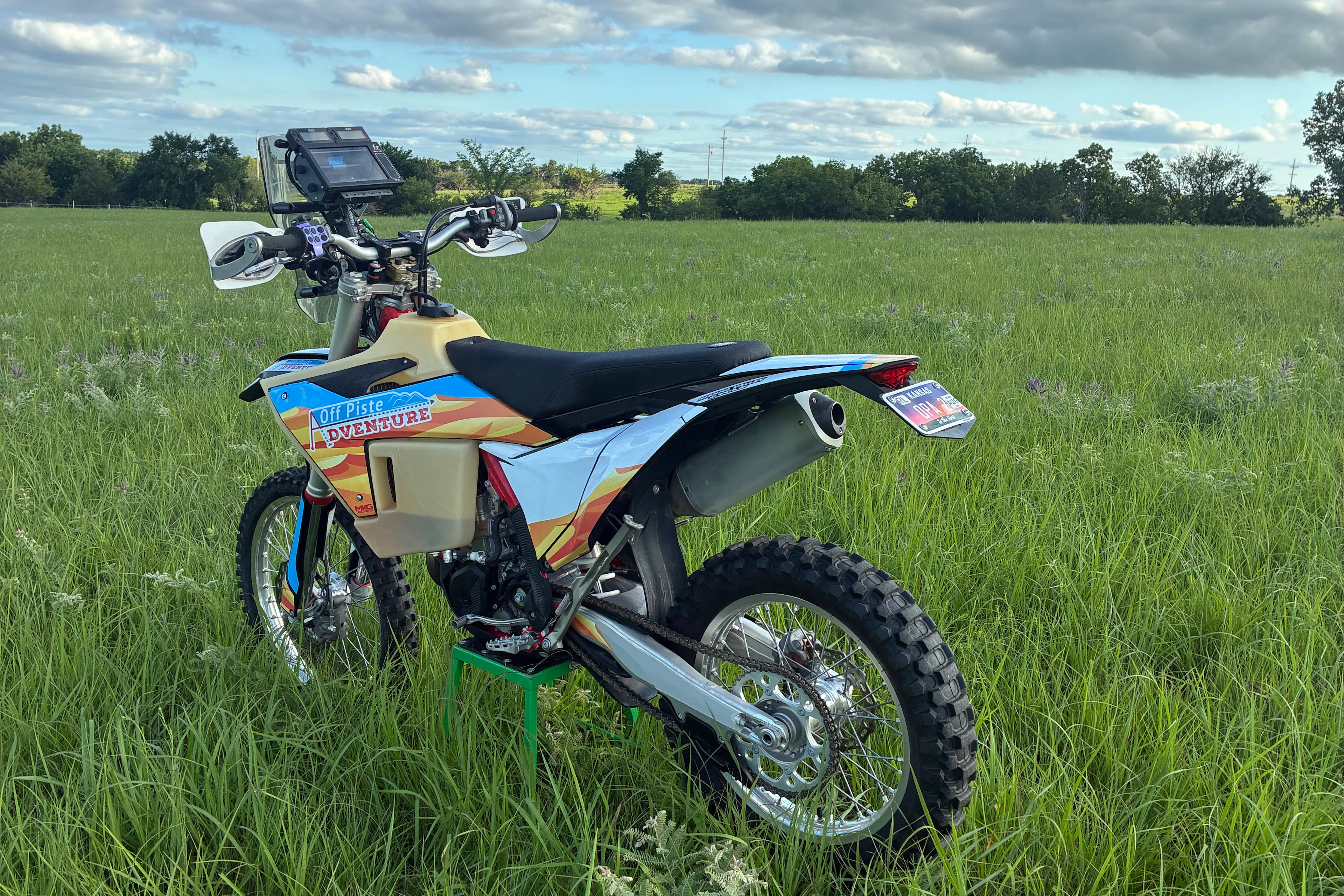2024 GasGas ES500F left rear 3/4