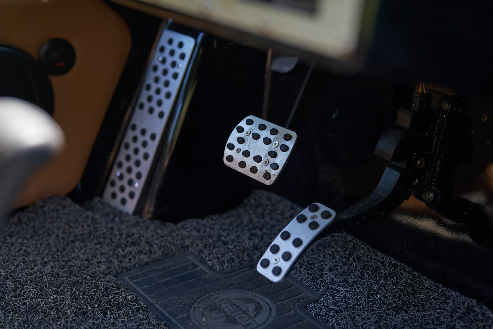 2022 Oreion Beach Buggy pedals