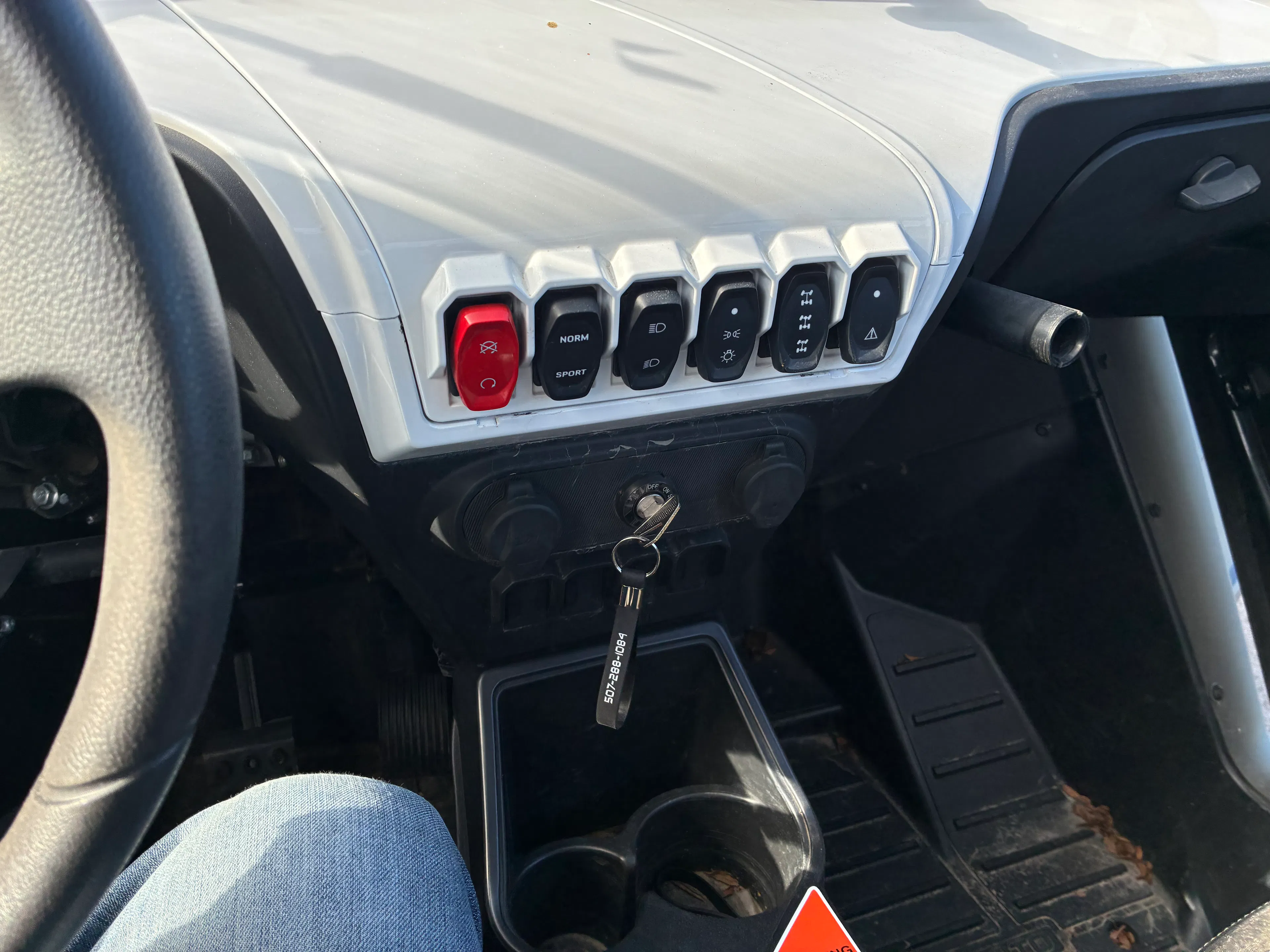 2022 CF Moto ZForce 950 HO dash