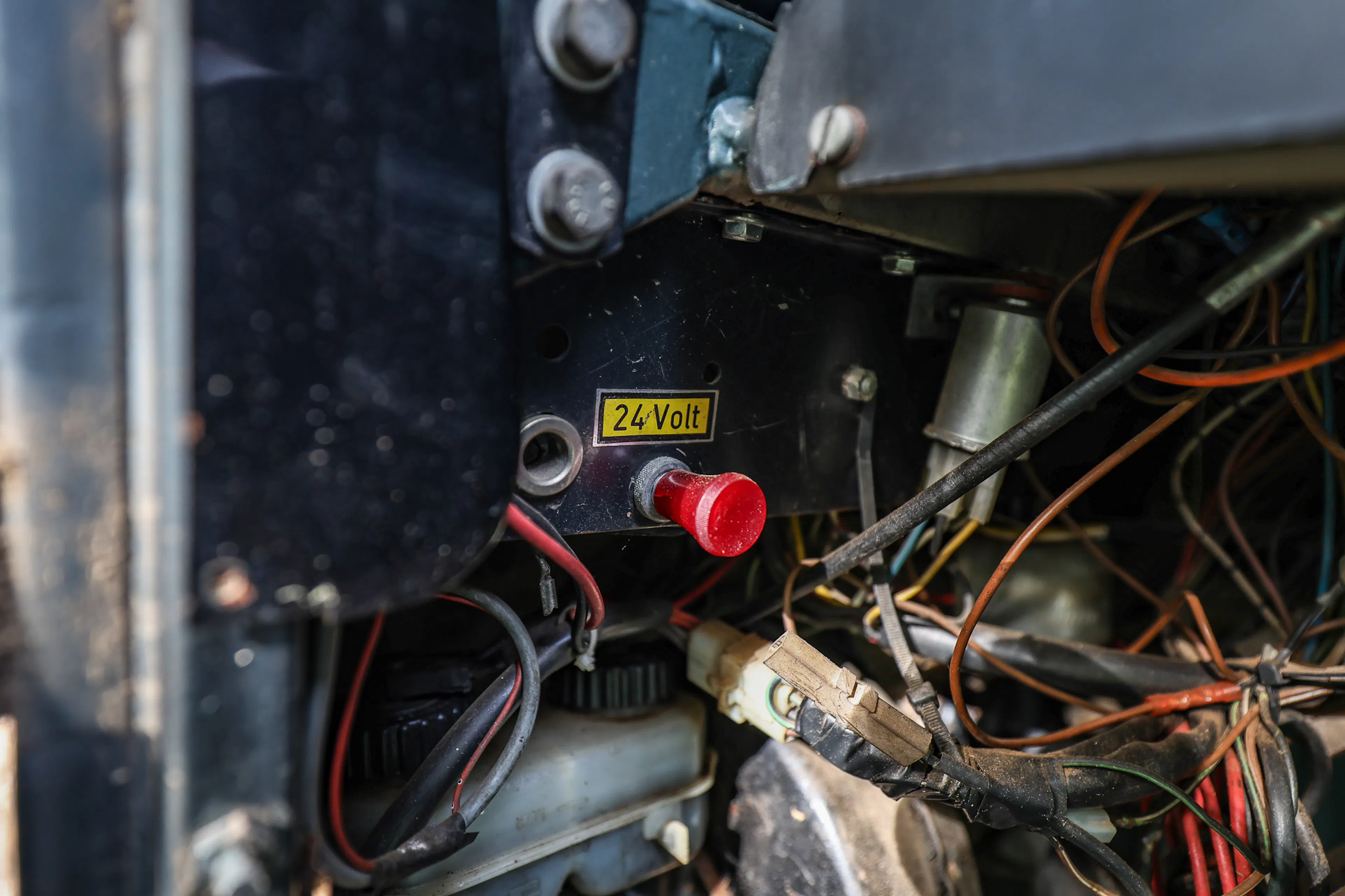 1972 Steyr-Puch Pinzgauer under dash