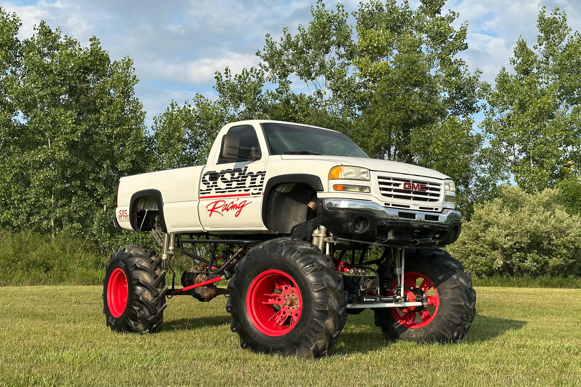 2004 GMC Sierra SXS Blog front passenger 3/4